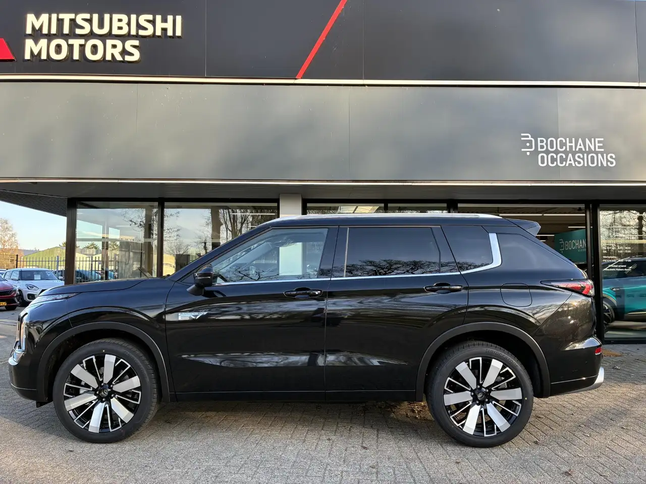 Mitsubishi Outlander 2026