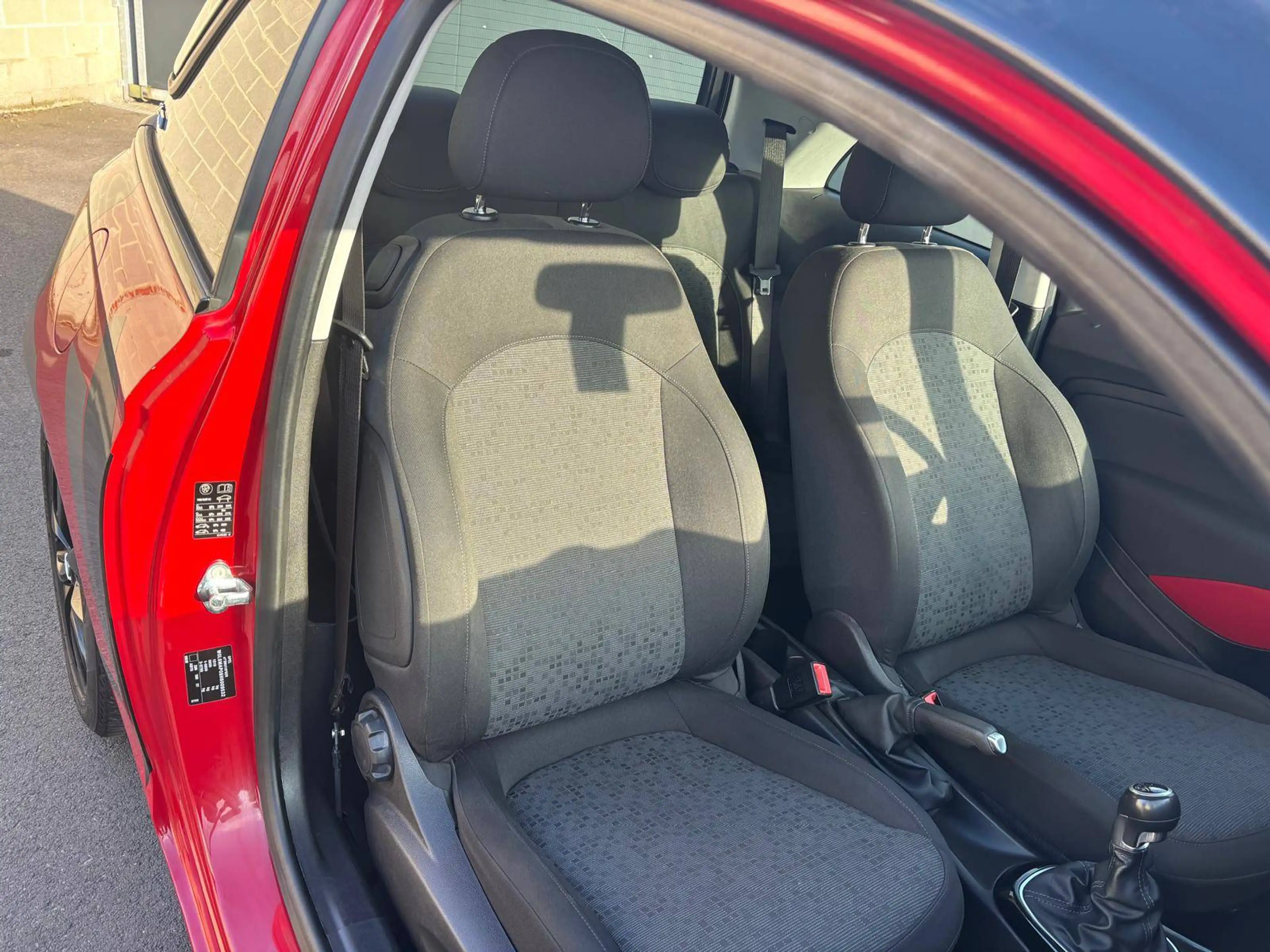 Opel Adam 1.0i Turbo Glam*BLUETH PARKSENSOR CRUISE — photo 9