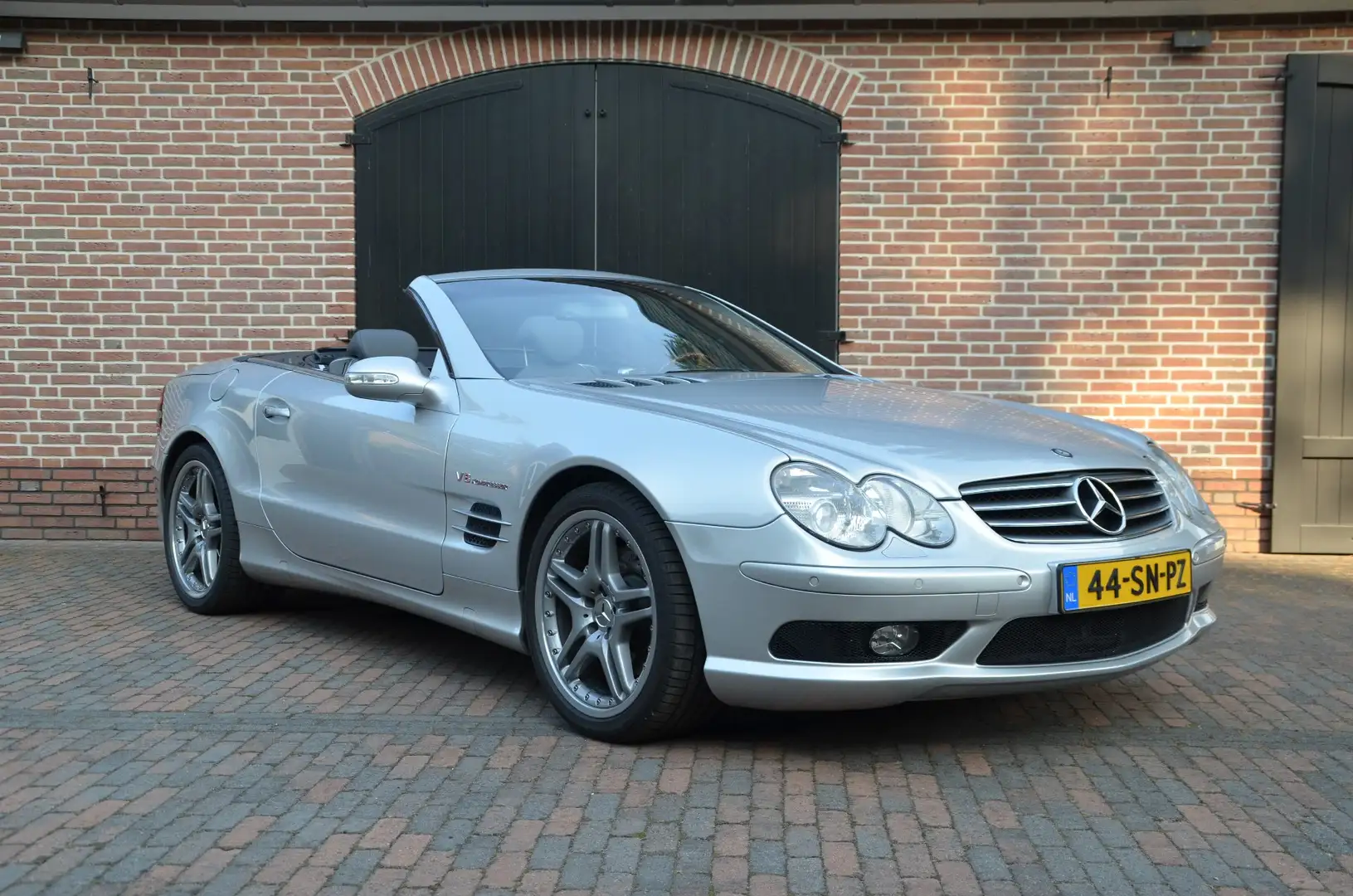 Mercedes-Benz SL 500 Mercedes-Benz SL 5.0 AMG 2001 Grijs Youngtimer Zilver - 1
