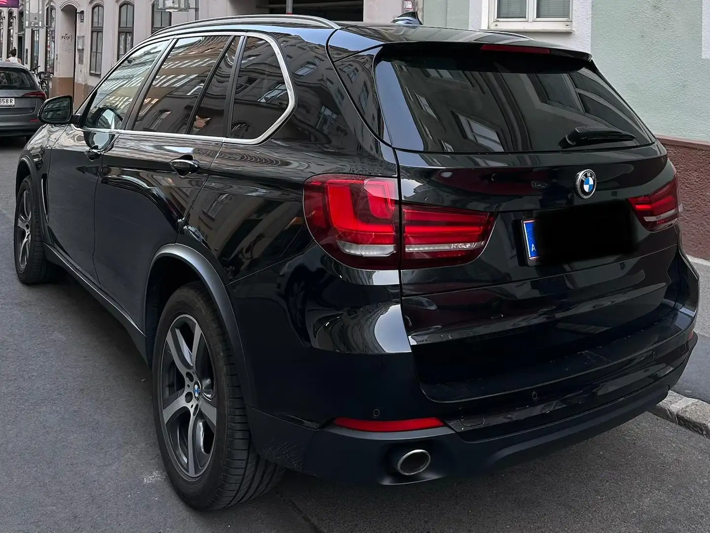 BMW X5 X5 xDrive30d Aut. Schwarz - 2