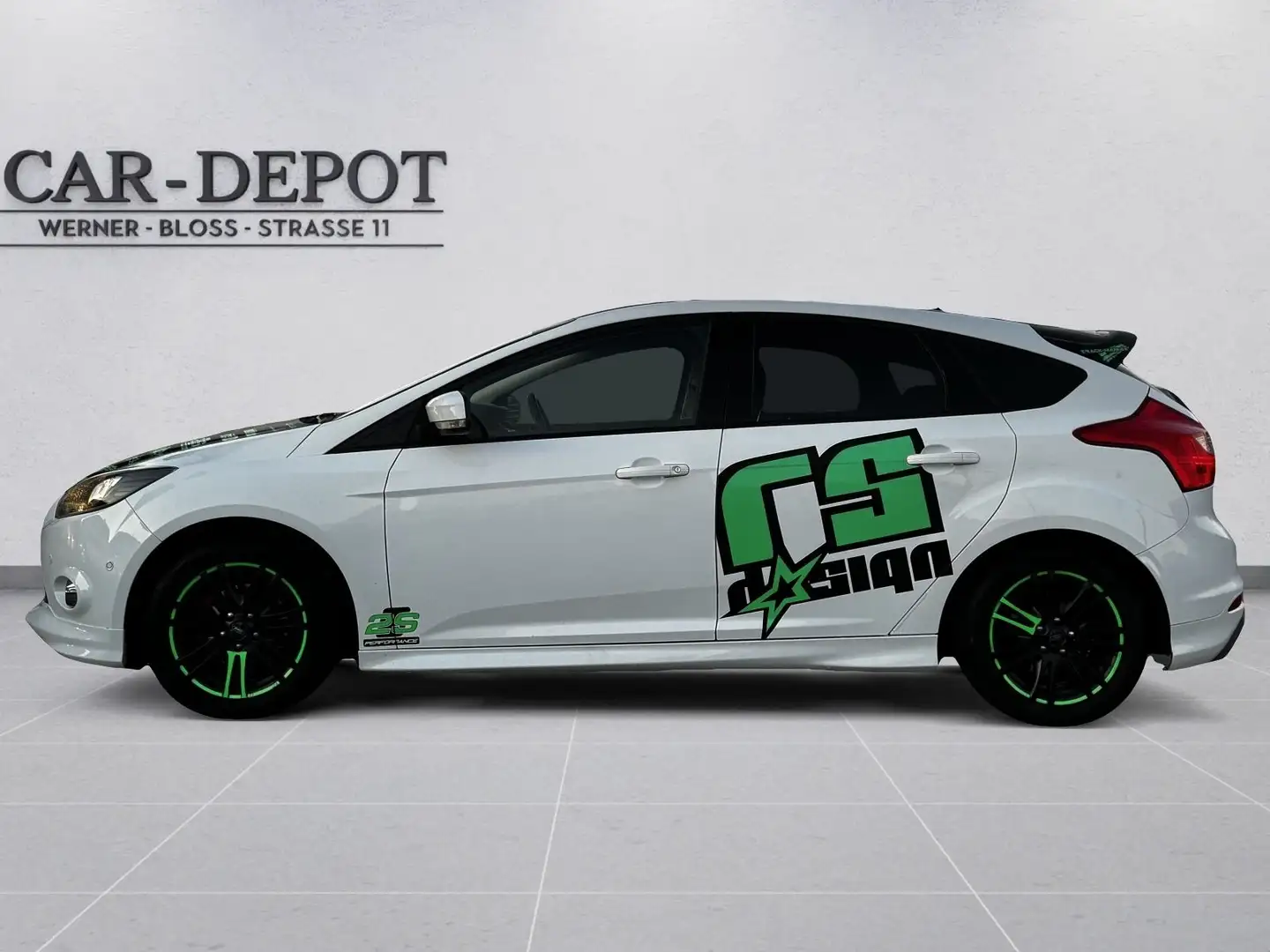 Ford Focus Lim. Titanium*KLIMAAUT.*NAVI*PDC*SHZ*ST* Blanc - 2
