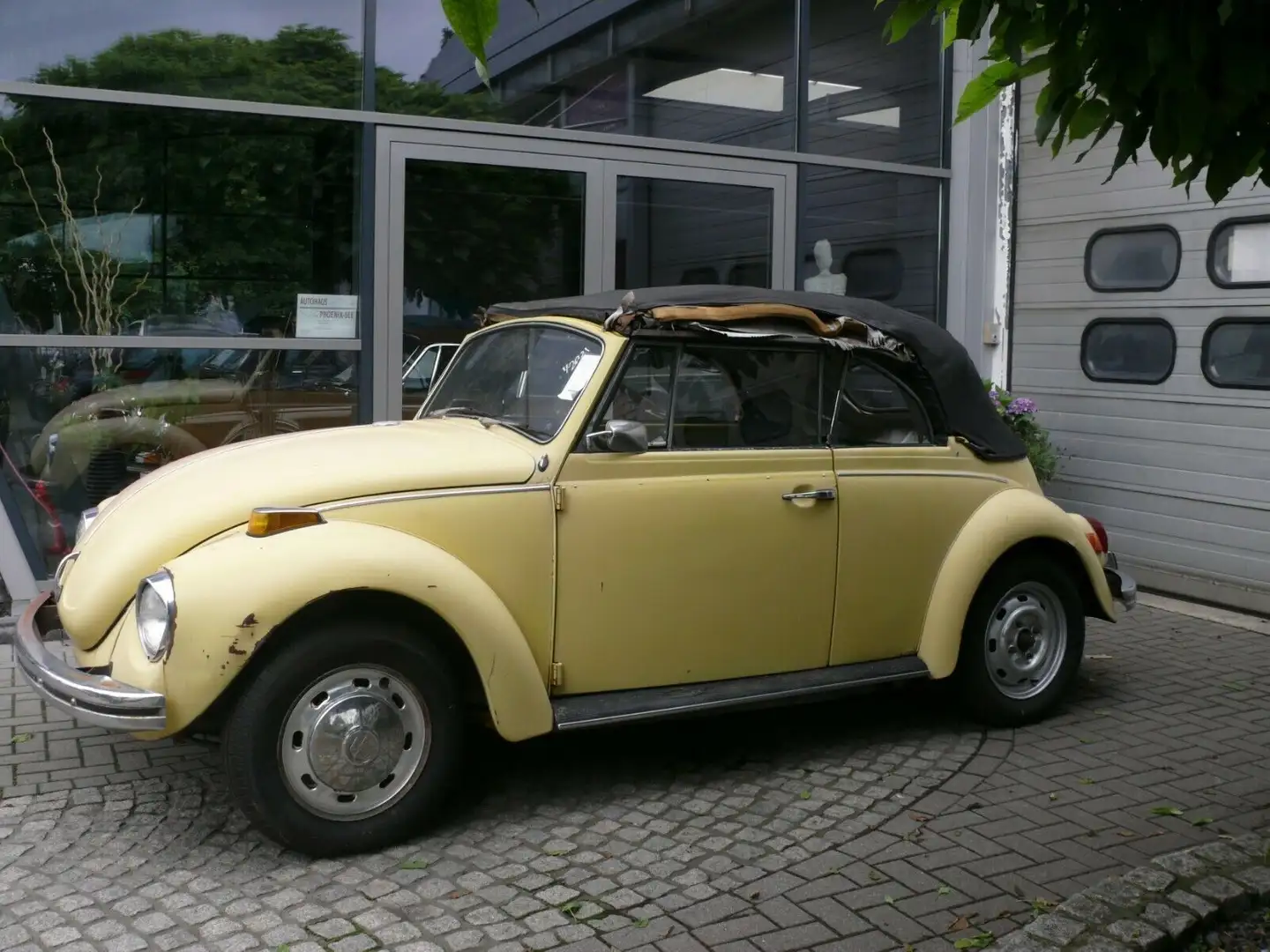 Volkswagen Käfer Cabriolet 1302  z.Restaurieren Gelb - 1