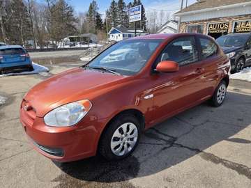 GL HATCHBACK | A/C | VITRES ÉLECTRIQUES