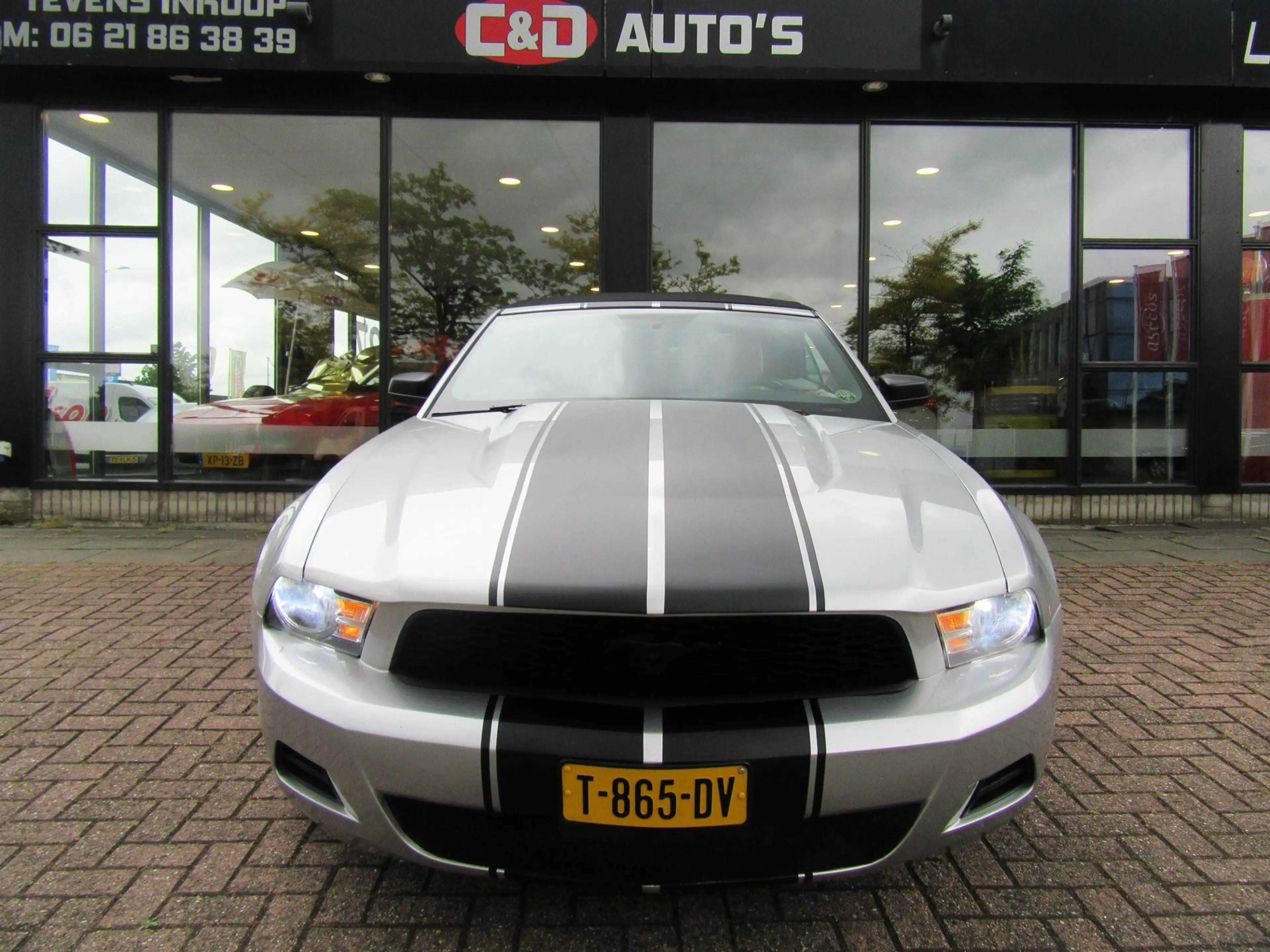 Ford Mustang USA 4.0 2010 UNIEKE SHOWCAR CABRIO FACELIFT — photo 2