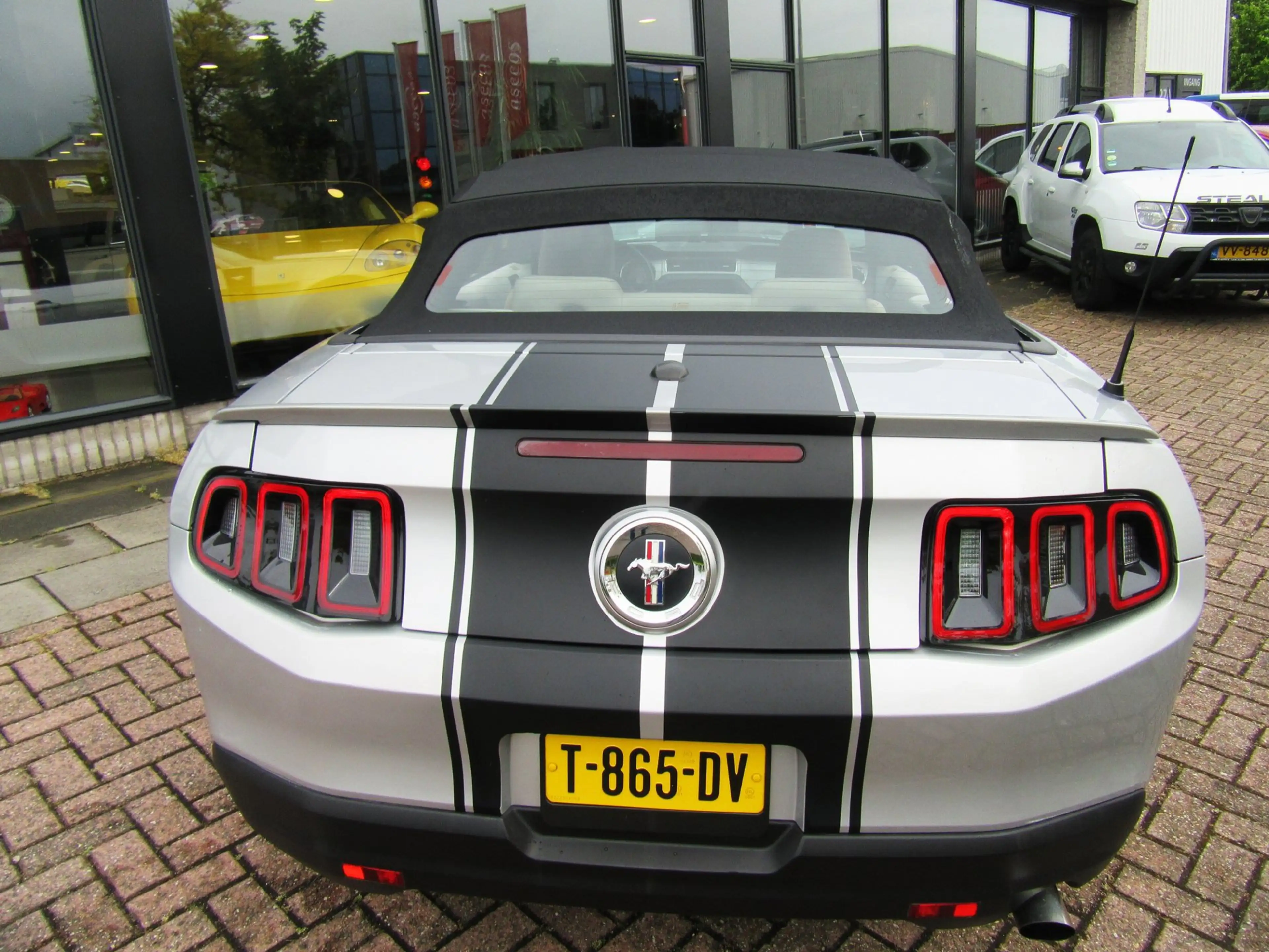 Ford Mustang USA 4.0 2010 UNIEKE SHOWCAR CABRIO FACELIFT — photo 3