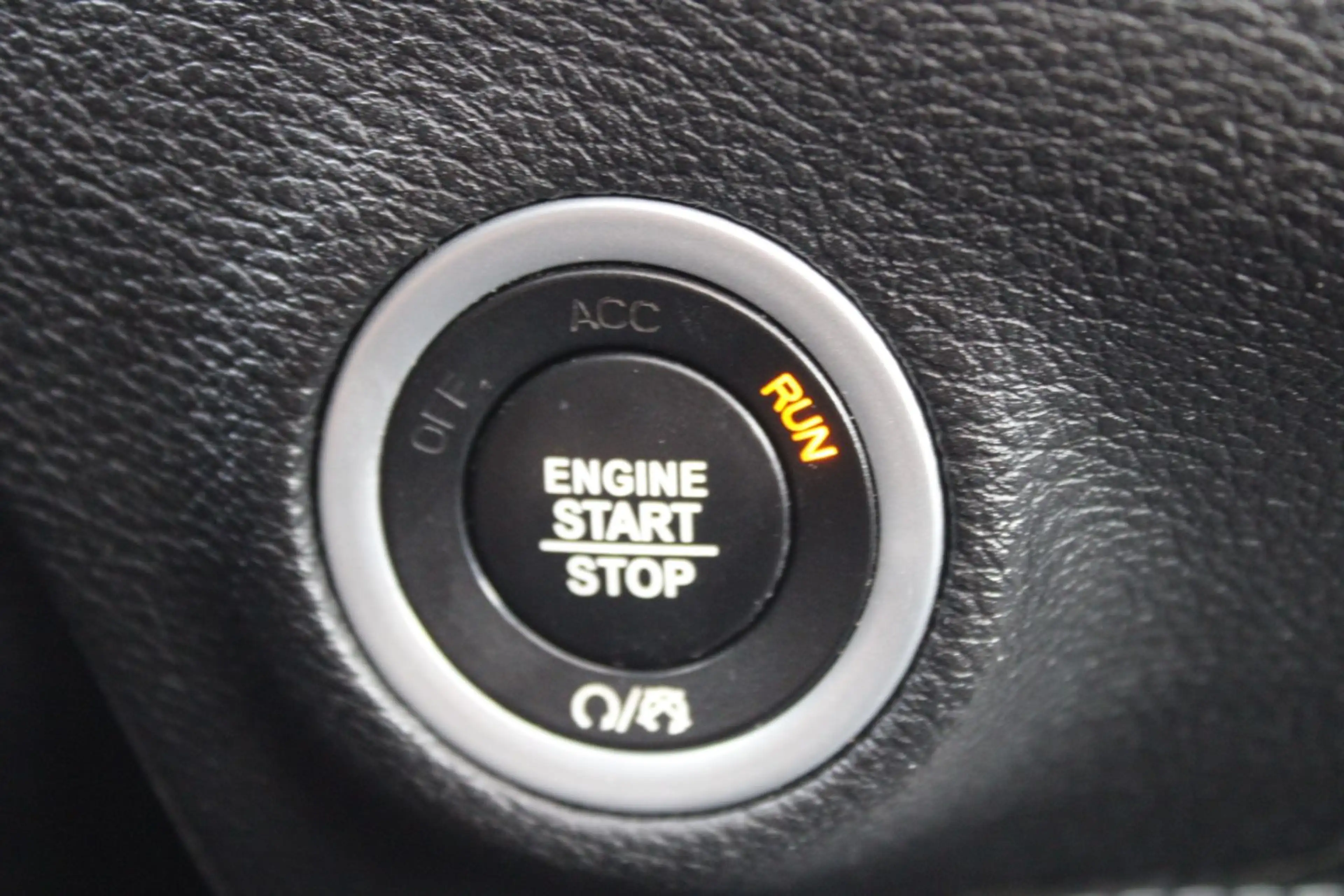 Dodge Challenger 6,4 HEMI SRT 392*SCAT PACK*TOP! — photo 15