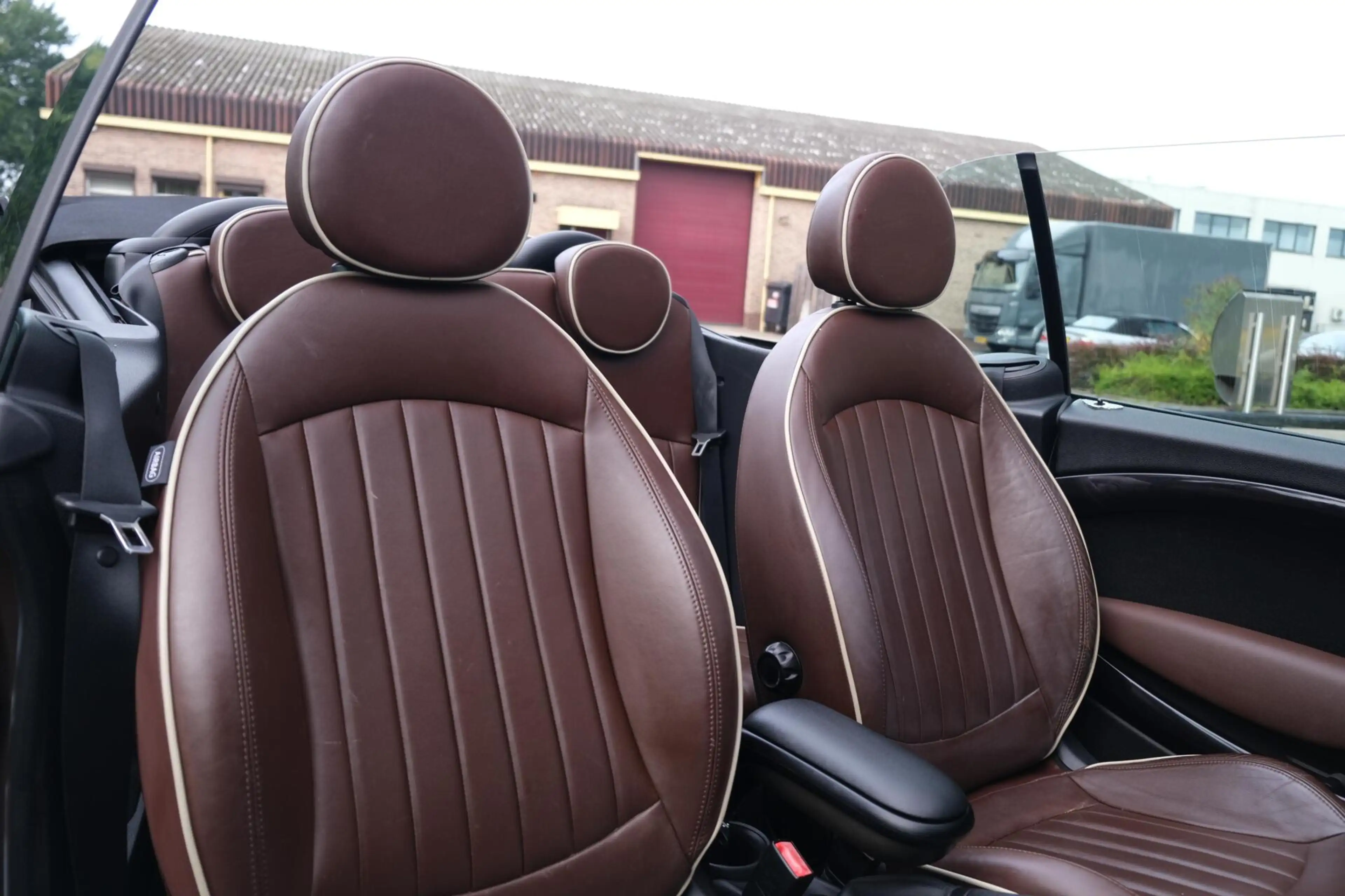MINI Cooper Cabrio 1.6 Chili|Rijklaar!|Stoelverwarming|Leder|Windsche — photo 17