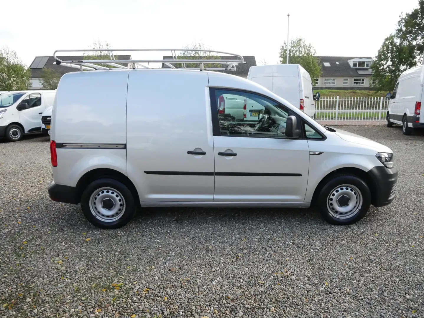 Volkswagen Caddy 2.0 TDI 75PK, L1, Airco Zilver - 2