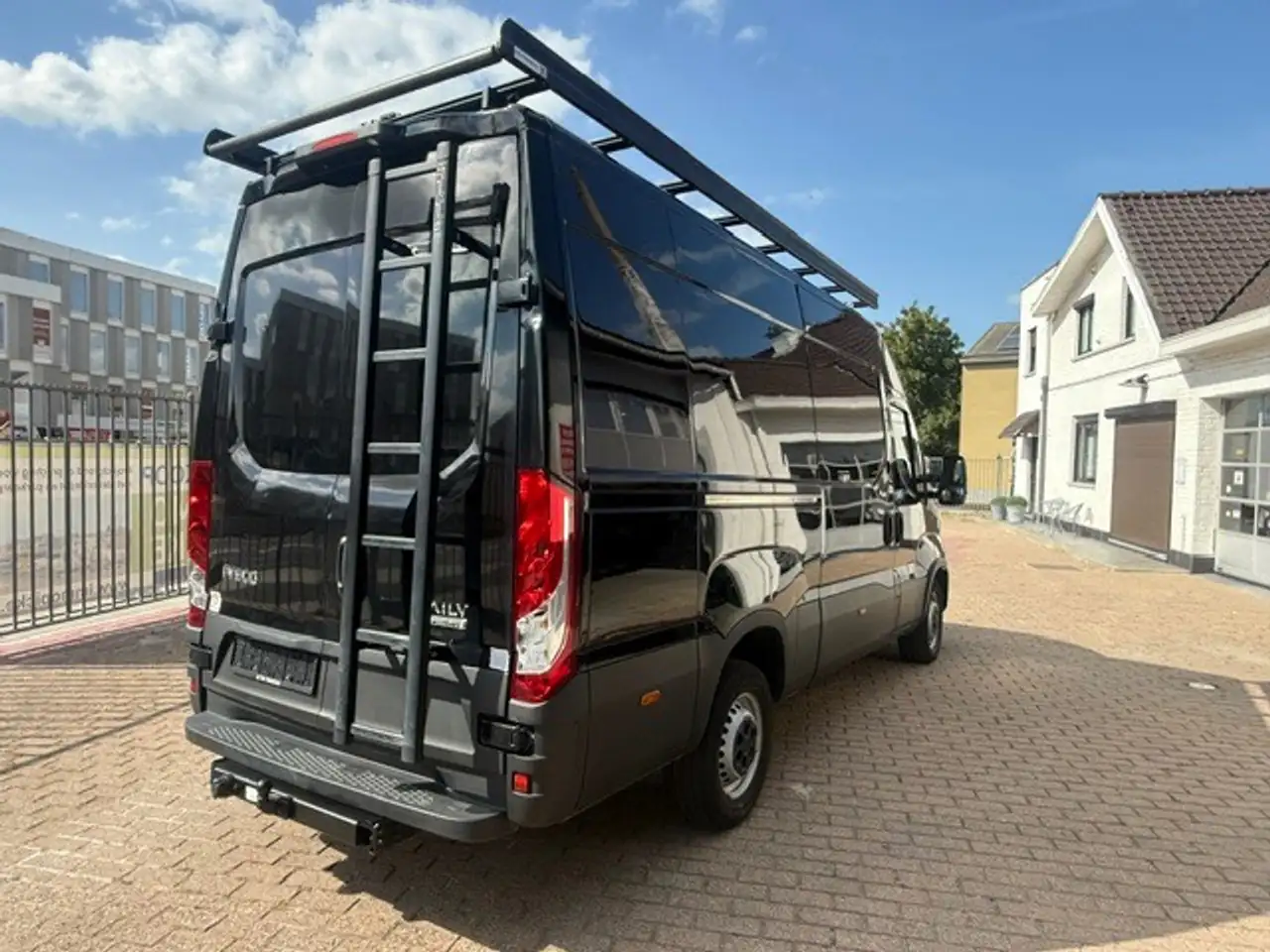Iveco Daily 2021 — фото 10