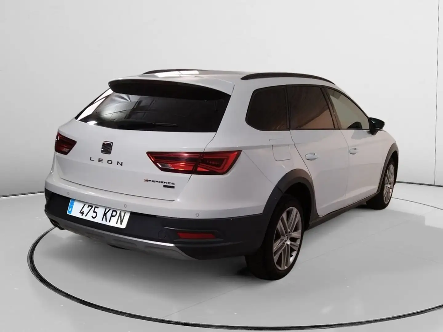 SEAT Leon 2.0TDI CR S&S 4Drive DSG6 150 Blanco - 2