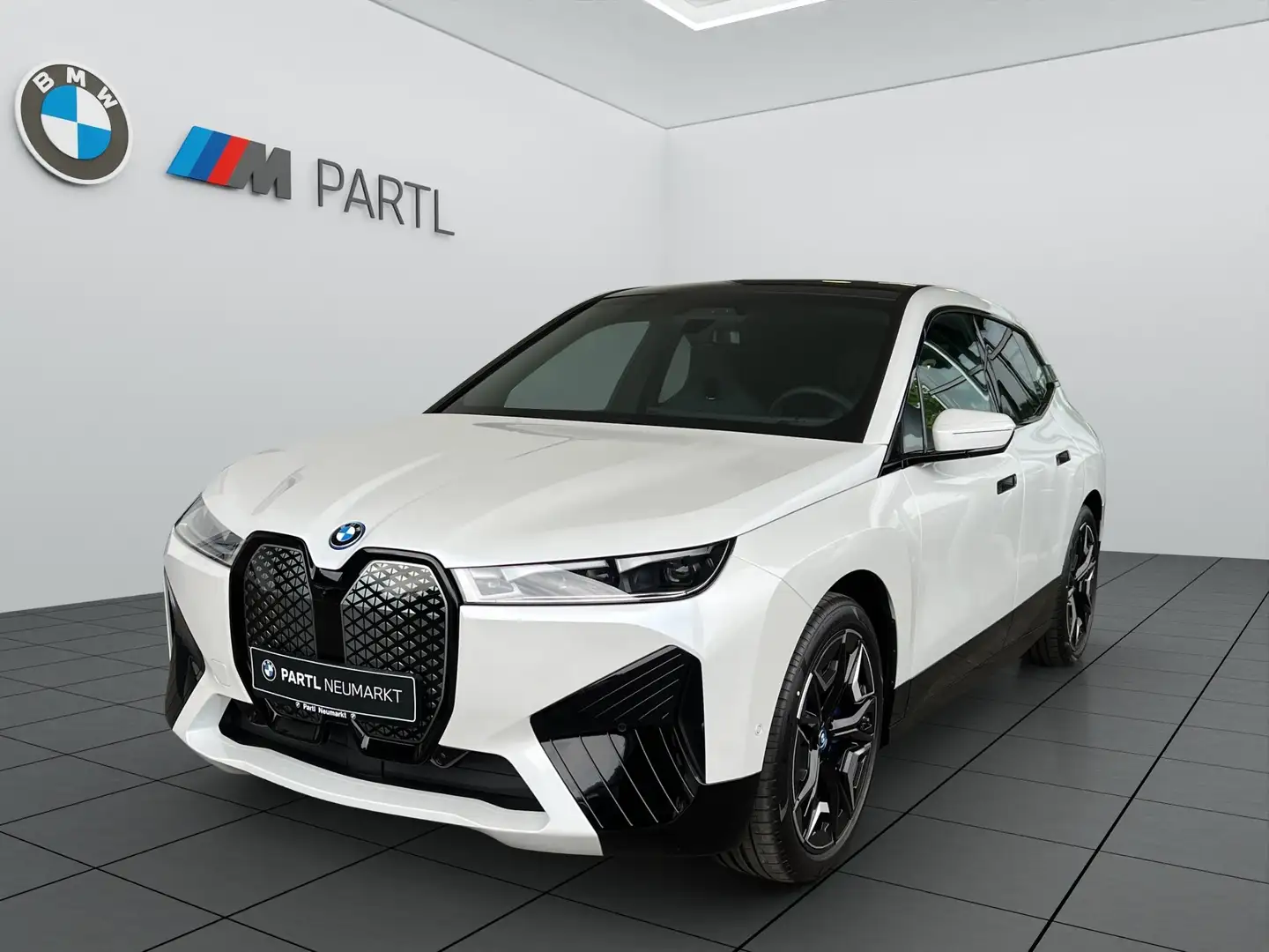 BMW iX xDrive50 Sport NAVI LASER SkyLounge AHK 360° Blanc - 1