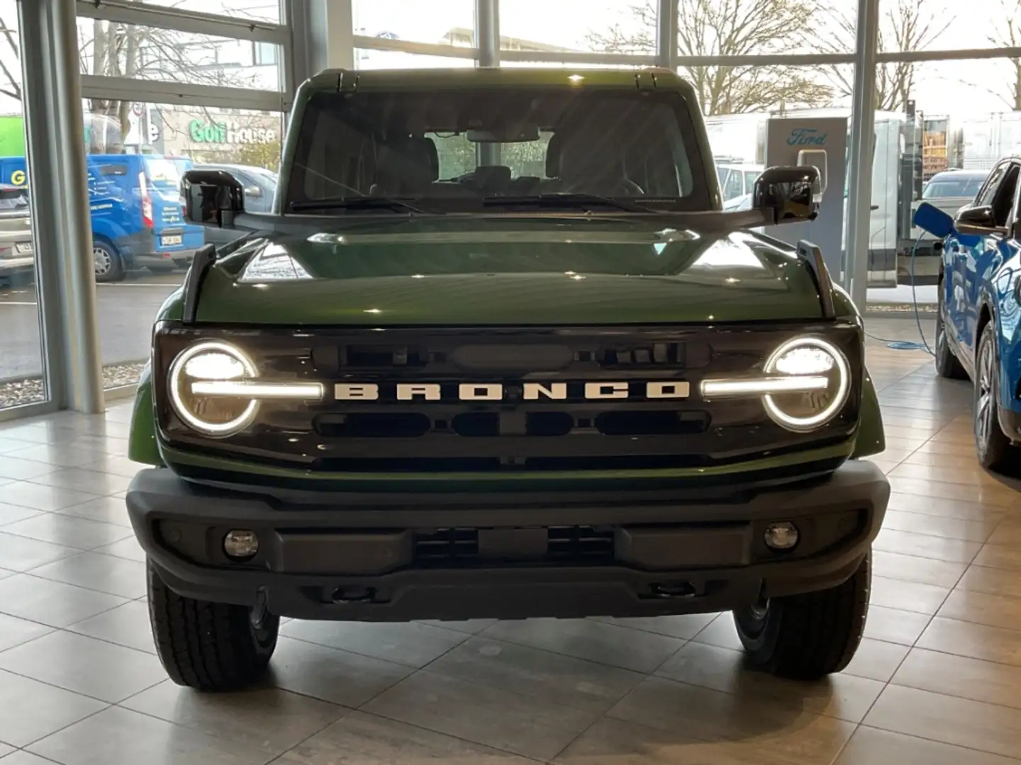 Ford Bronco OuterBanks 4x4 360°+KeyFree+Differential+Tempomat+ Grün - 2