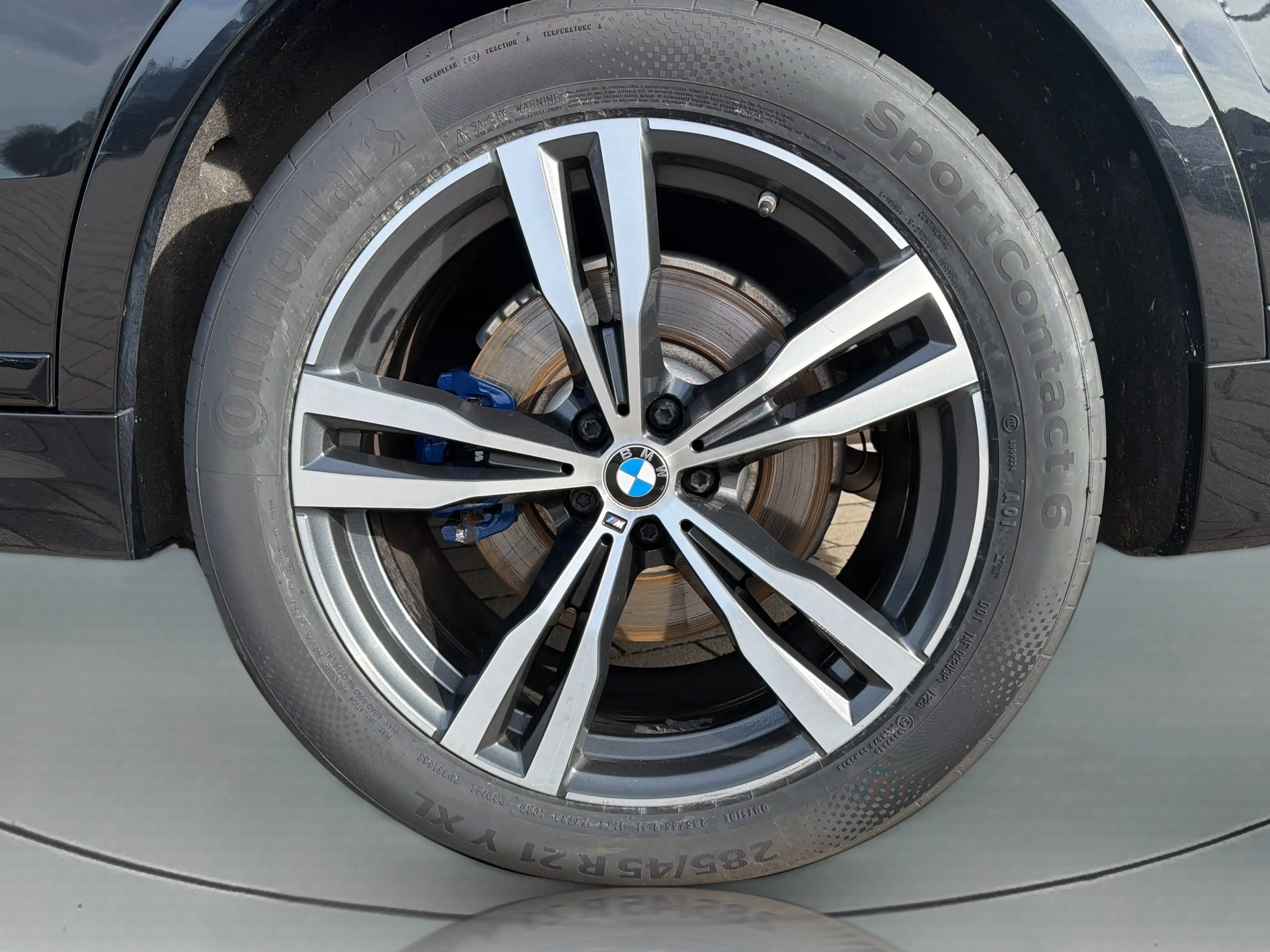 BMW X7 xDrive40d — photo 12
