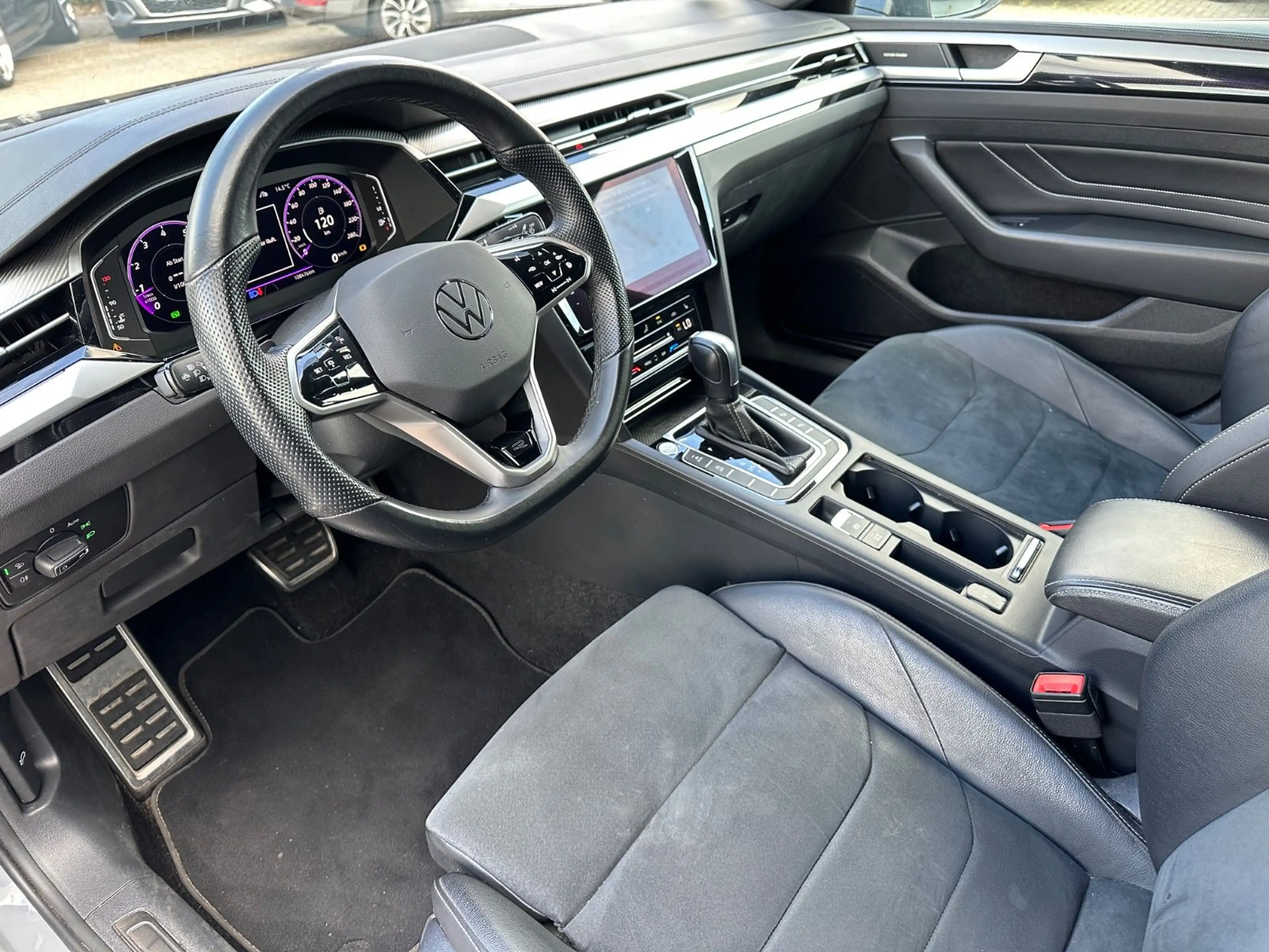 Volkswagen Arteon 2.0 TSI 4M R-LINE*RCAM*HARMAN*IQ* — photo 15