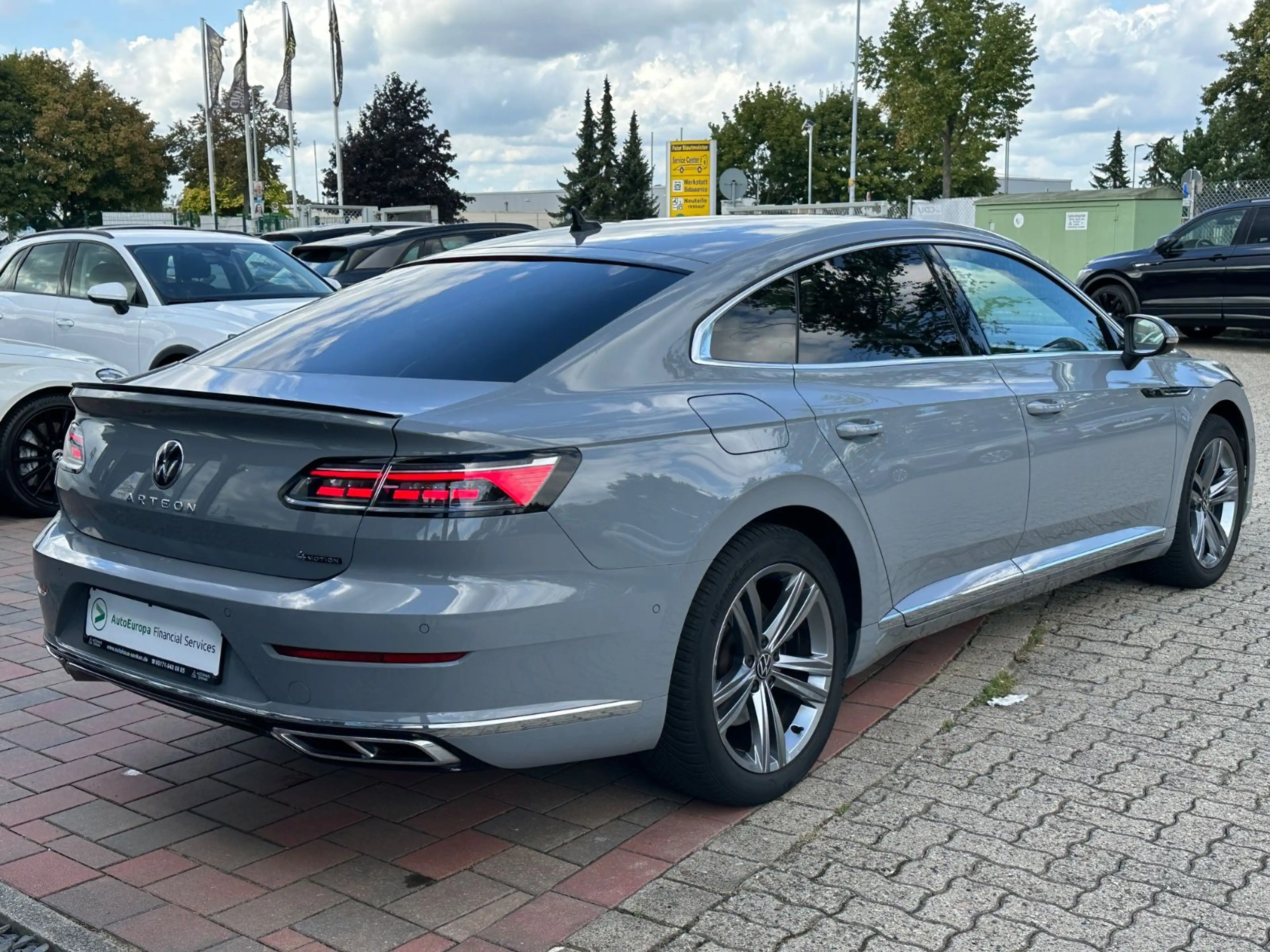 Volkswagen Arteon 2.0 TSI 4M R-LINE*RCAM*HARMAN*IQ* — photo 3