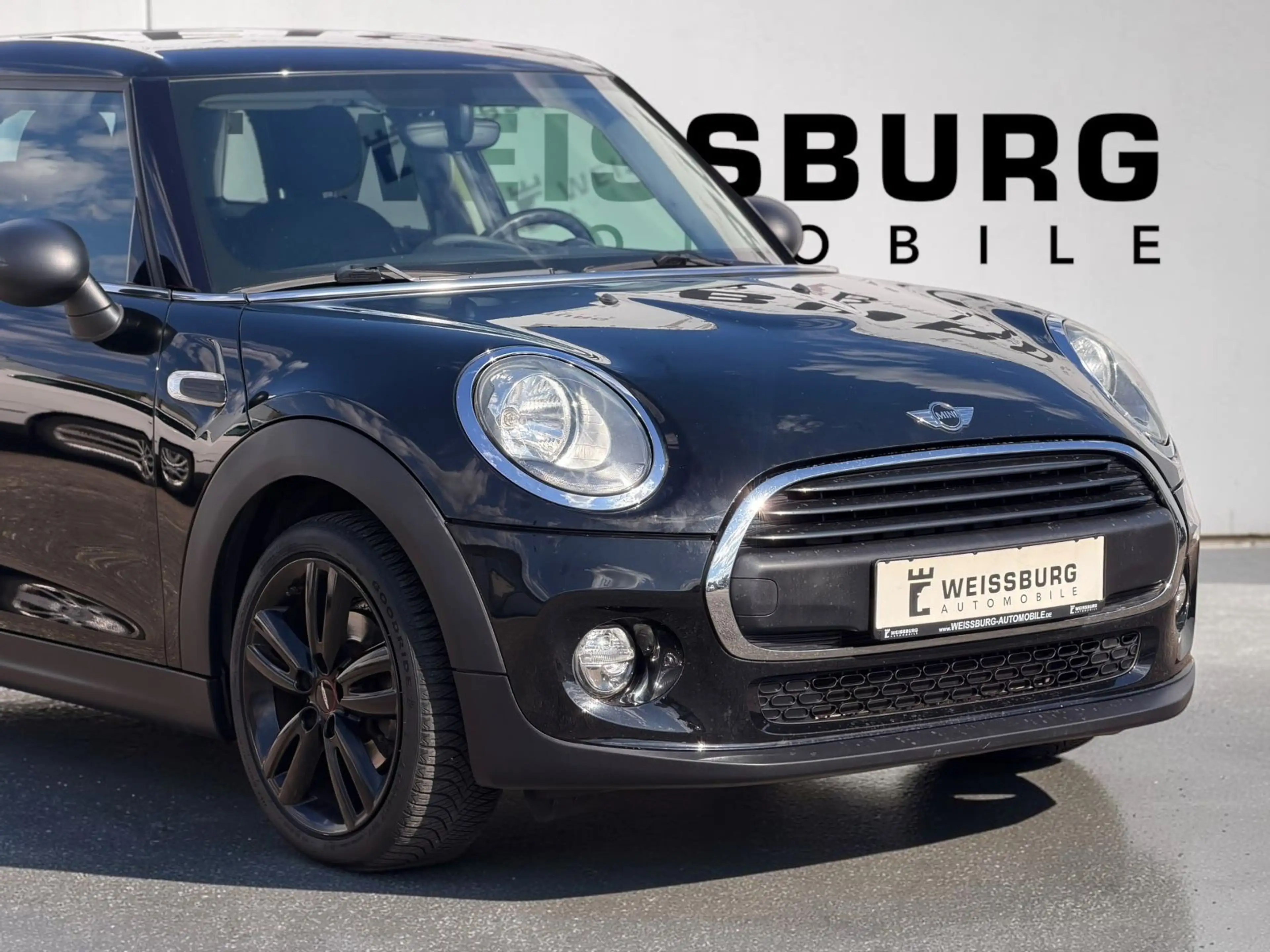 MINI One First 5-trg. SHZ*KLIMA*PDC*LC-DISPLAY*AMBIEN — photo 2