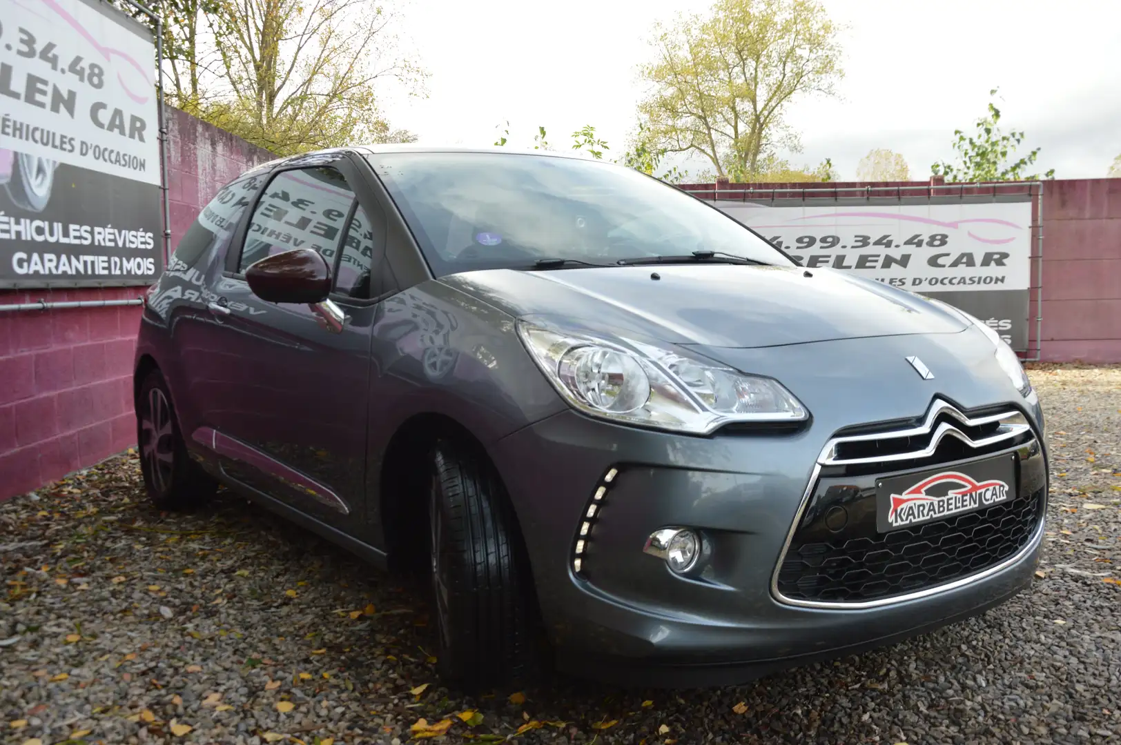 Citroen DS3 1.4e-HDi Chic BOITE AUT CAM CLIM CRUIS 35.038KM Gris - 2