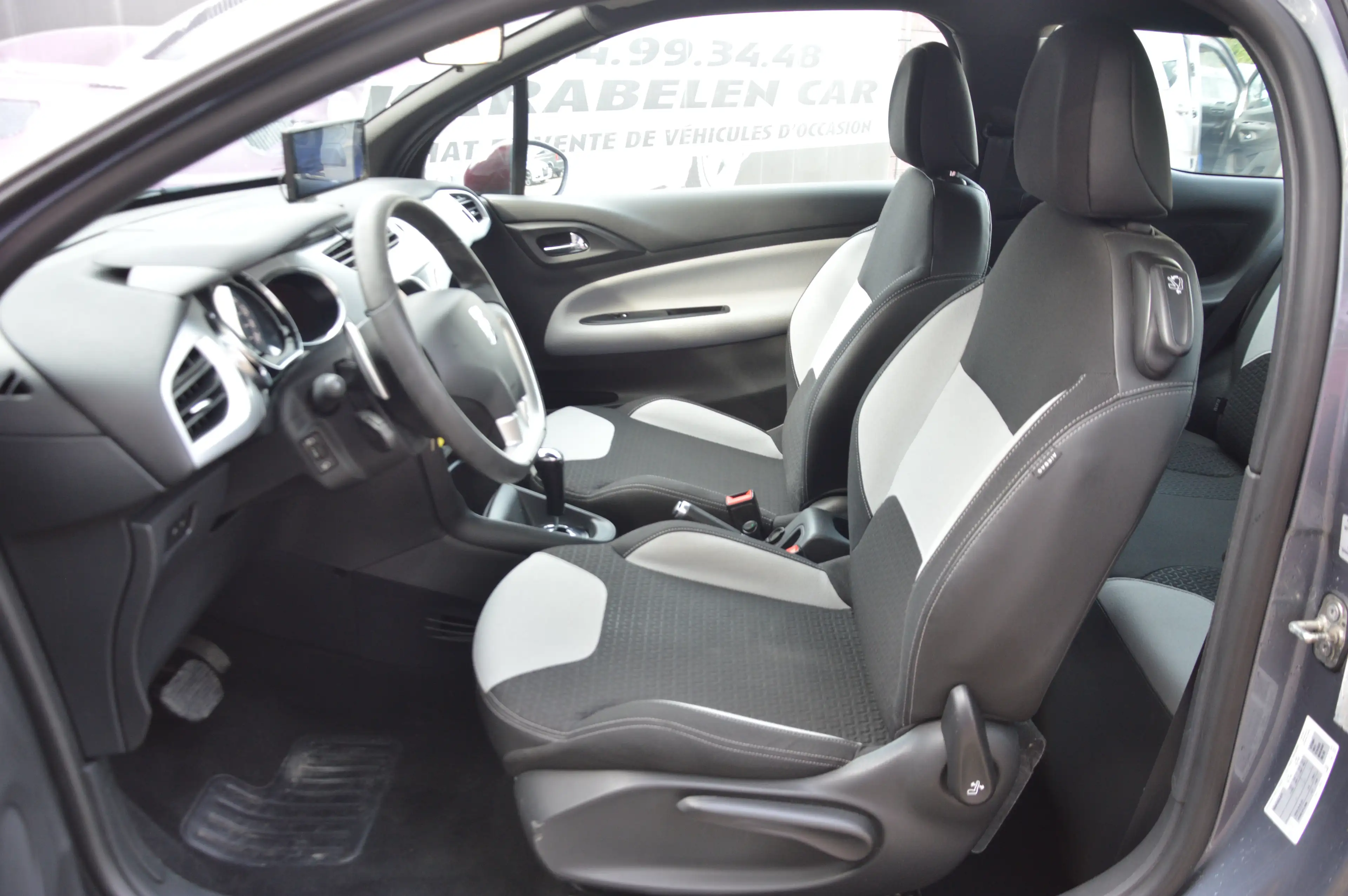 Citroen DS3 1.4e-HDi Chic BOITE AUT CAM CLIM CRUIS 35.038KM — photo 8