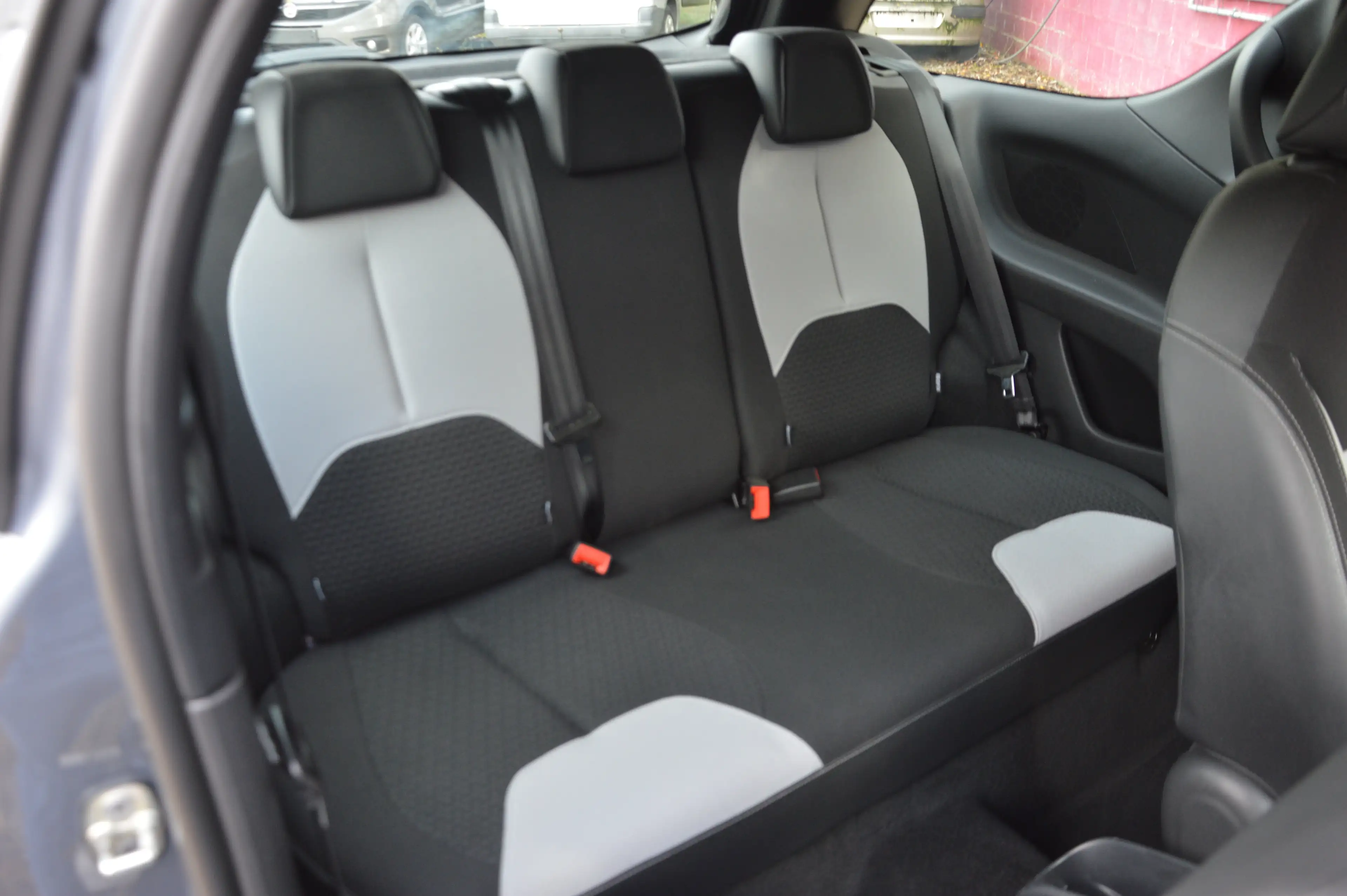 Citroen DS3 1.4e-HDi Chic BOITE AUT CAM CLIM CRUIS 35.038KM — photo 11