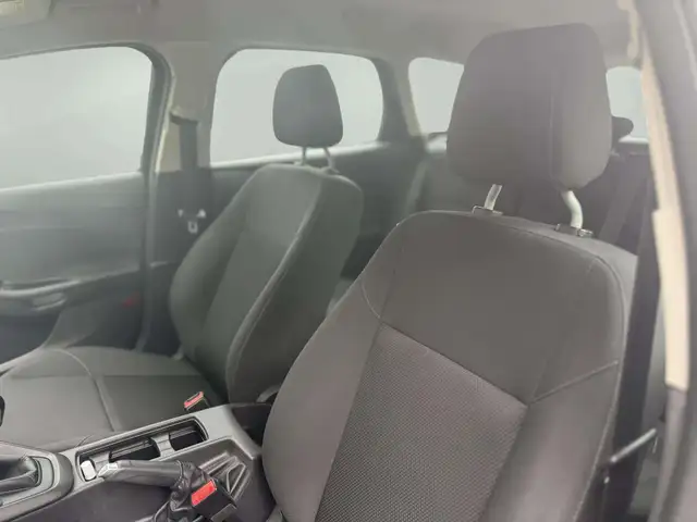 Ford Focus view 11