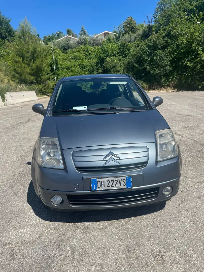 Citroen C2 1.4 hdi Elegance 70cv Grijs - 1