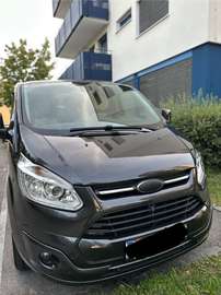 Rollstuhlbus, Rollstuhltransport, Behindertentransport, Behindert, Variobus, Handicap Fahrzeug, Pflegefahrzeug, mit Lift