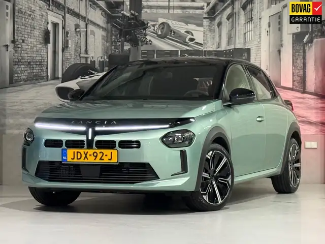 Lancia Ypsilon 1.2 Turbo Hybrid