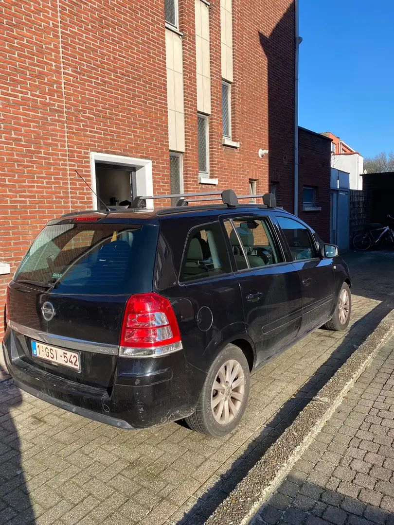 Opel Zafira 1.7 CDTI ecoFLEX Family Plus Zwart - 2