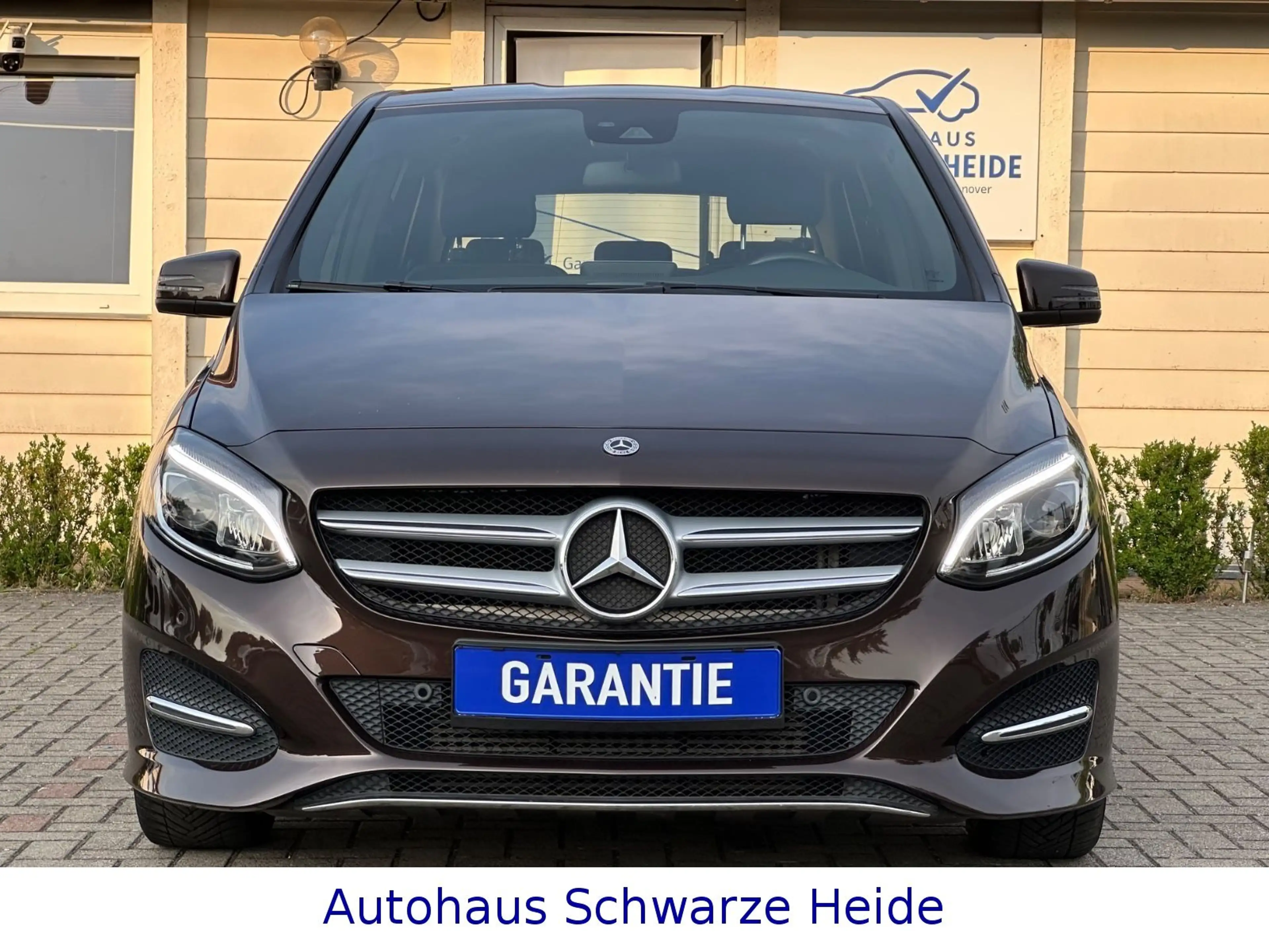Mercedes-Benz B 220 B220 4Matic Edition*1.HAND*AHK*KAMERA*LED*S-HEFT — photo 4