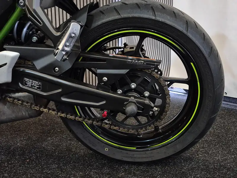 Kawasaki Z 650 - foto 6