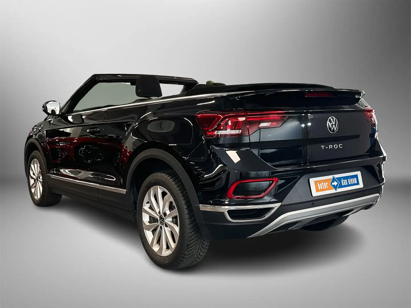 Volkswagen T-Roc Cabrio 1.5 TSI 150pk DSG Style | Achteruitrijcamer Noir - 2