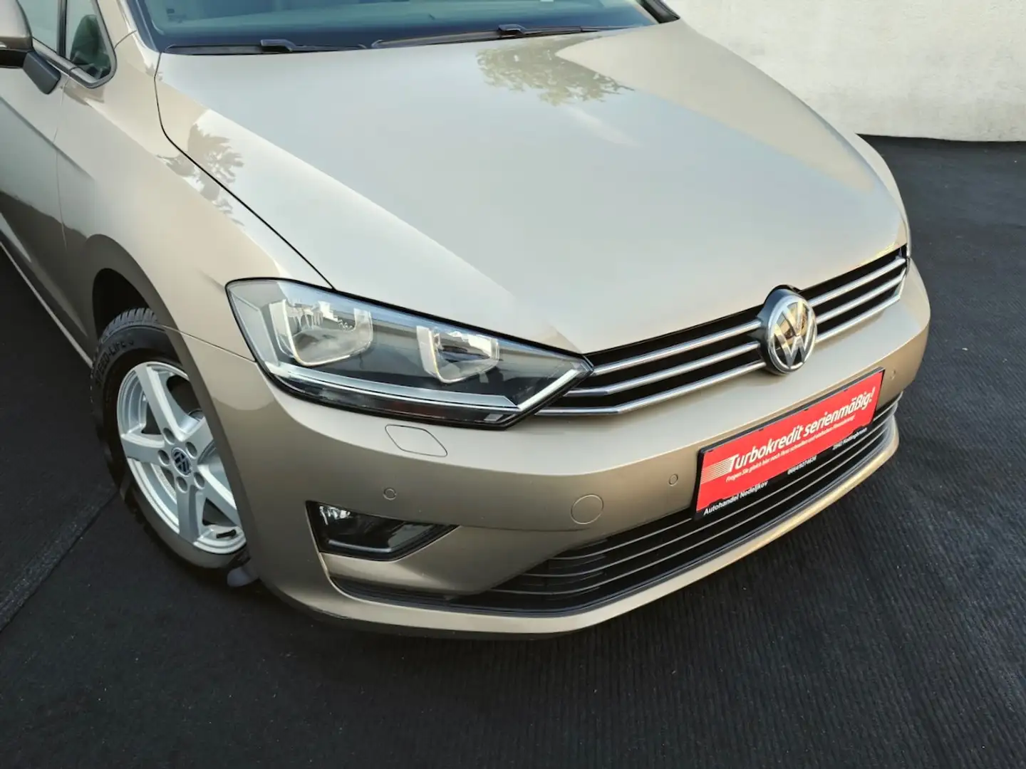 Volkswagen Golf Sportsvan Comfortline TDI Beige - 2