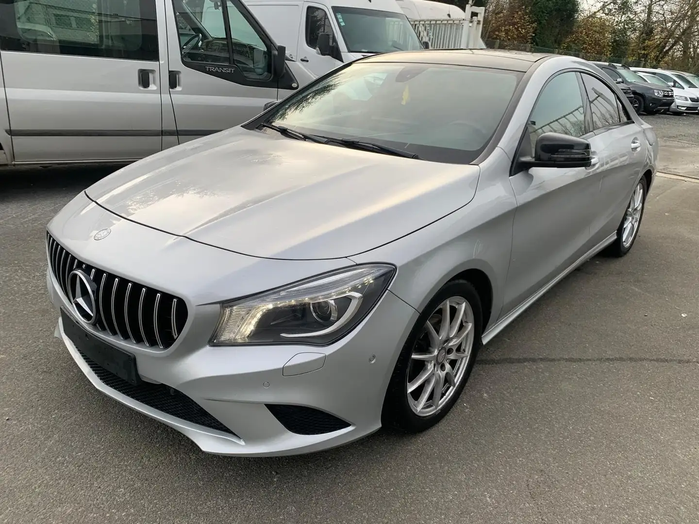 Mercedes-Benz CLA 200 CDI Edition** automatique Grijs - 2