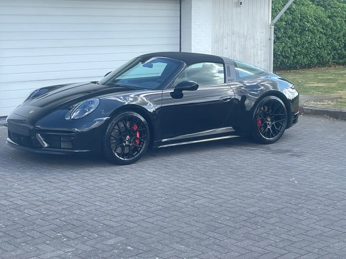 Porsche 992 911TARGA 4 GTS  LIFT REAR AXELST APPROVED 7-26 Noir - 1