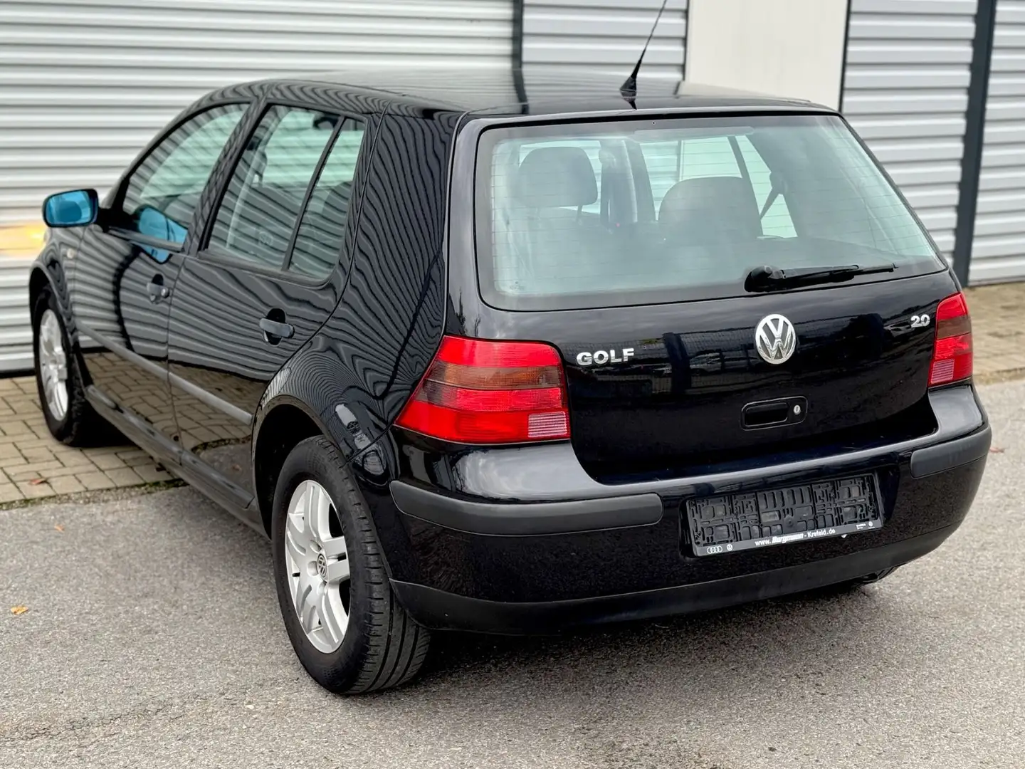 Volkswagen Golf 2.0 Klima-2.Hand-AHK-Scheckheft-Service Neu Schwarz - 1