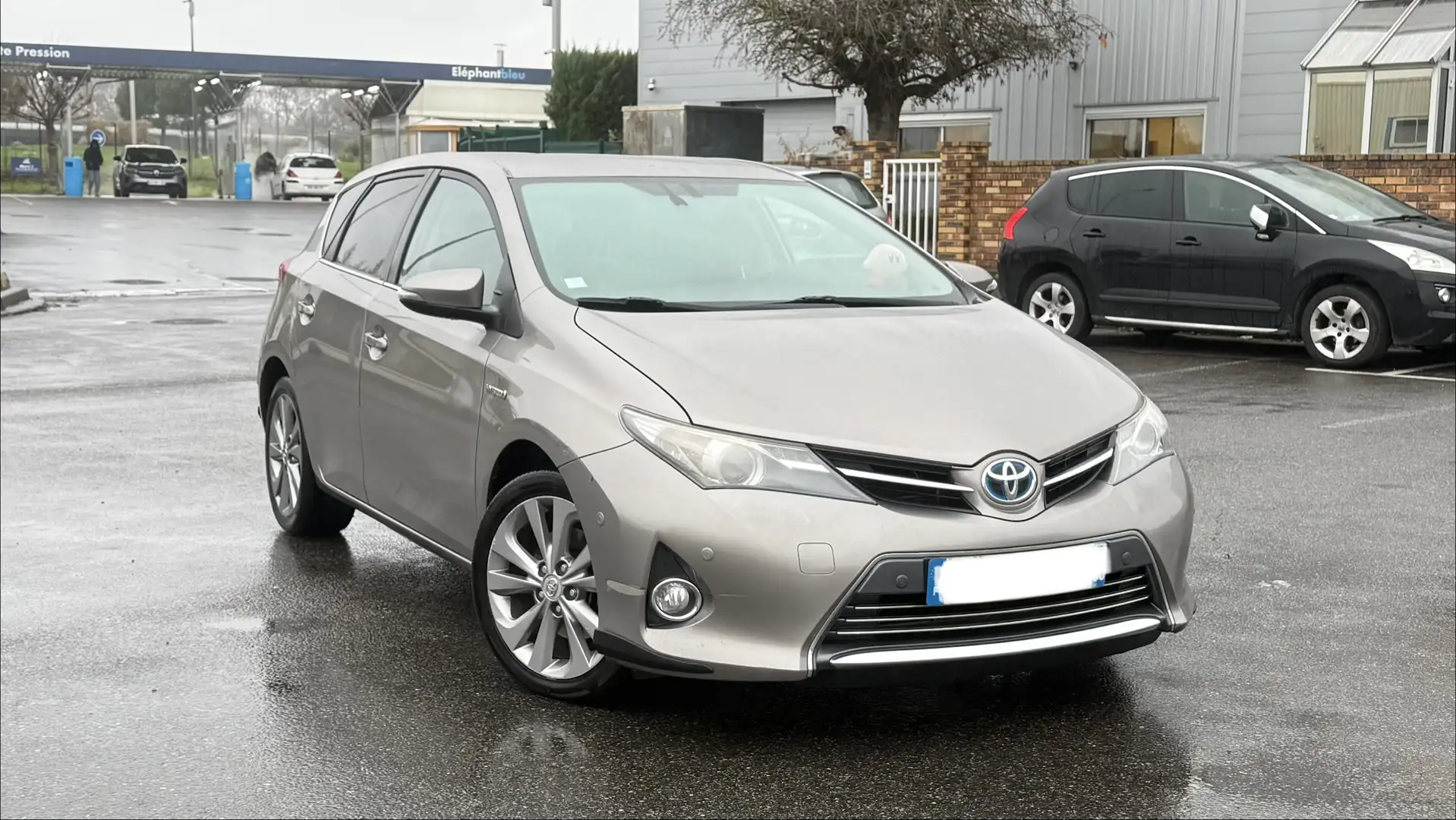 Toyota Auris 2 Hybride 136h Millenium 17" - 1