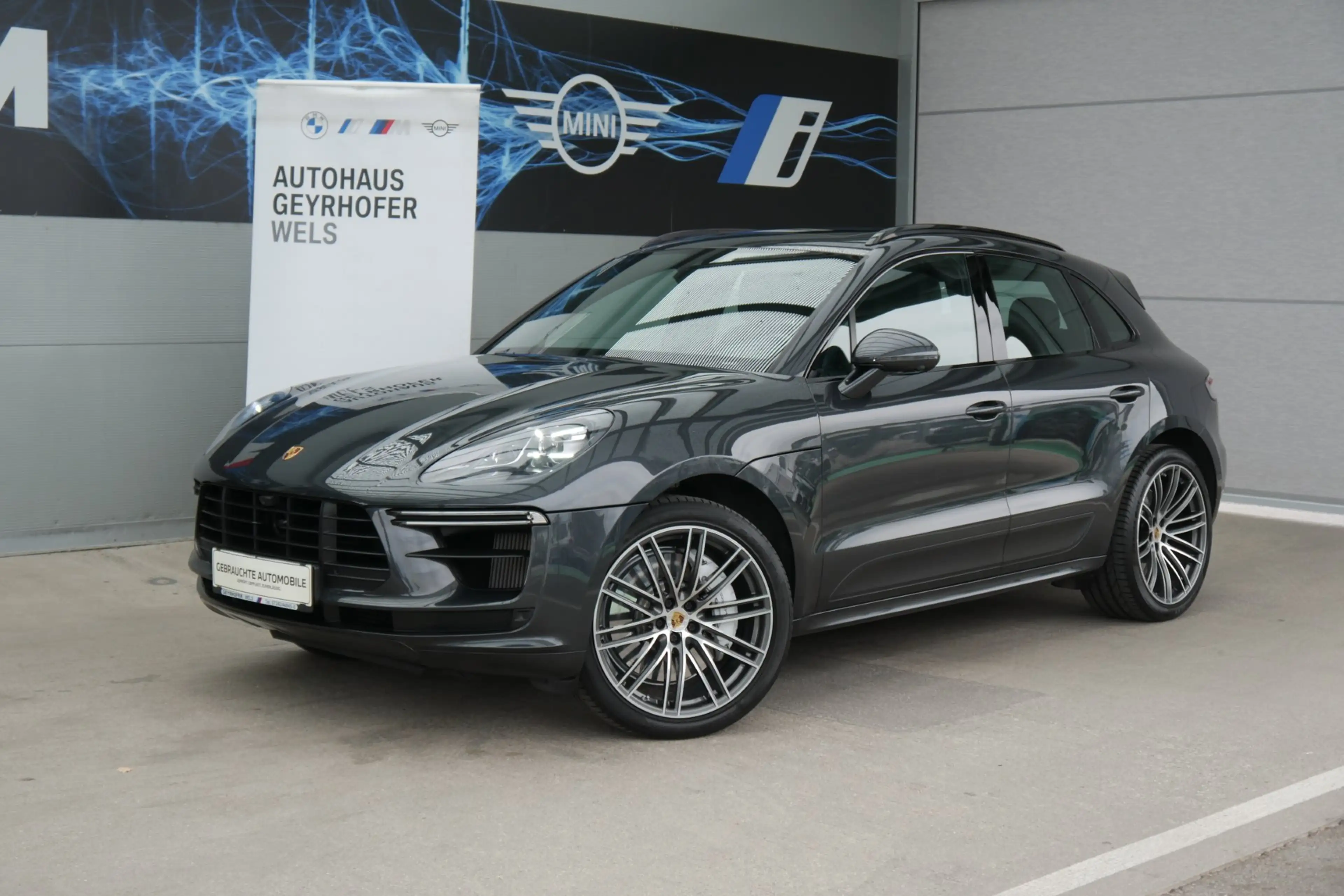 Porsche Macan Turbo II *Luftfederung/ACC/Sitzlüftung/BOSE/Memorysitz/Navi*
