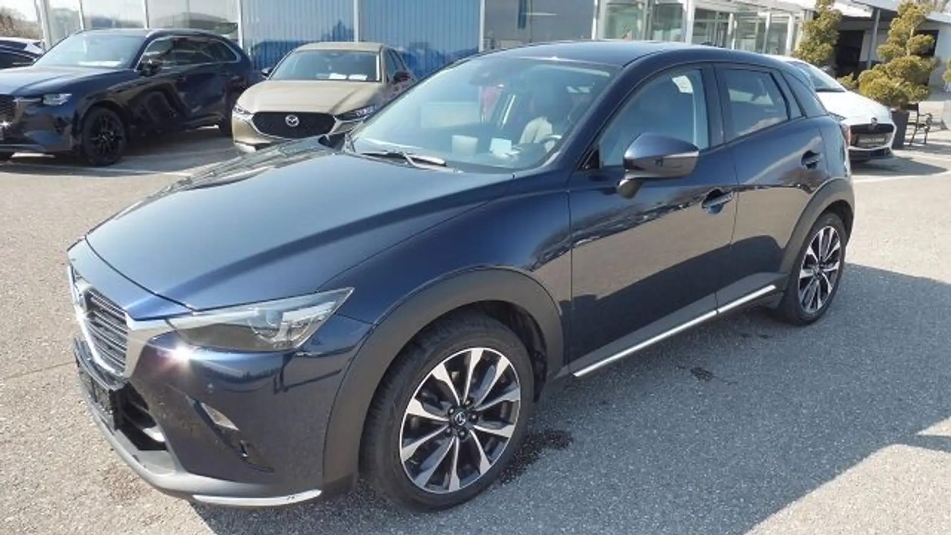 Mazda CX-3 G150 AWD Revolution Aut. Blau - 1