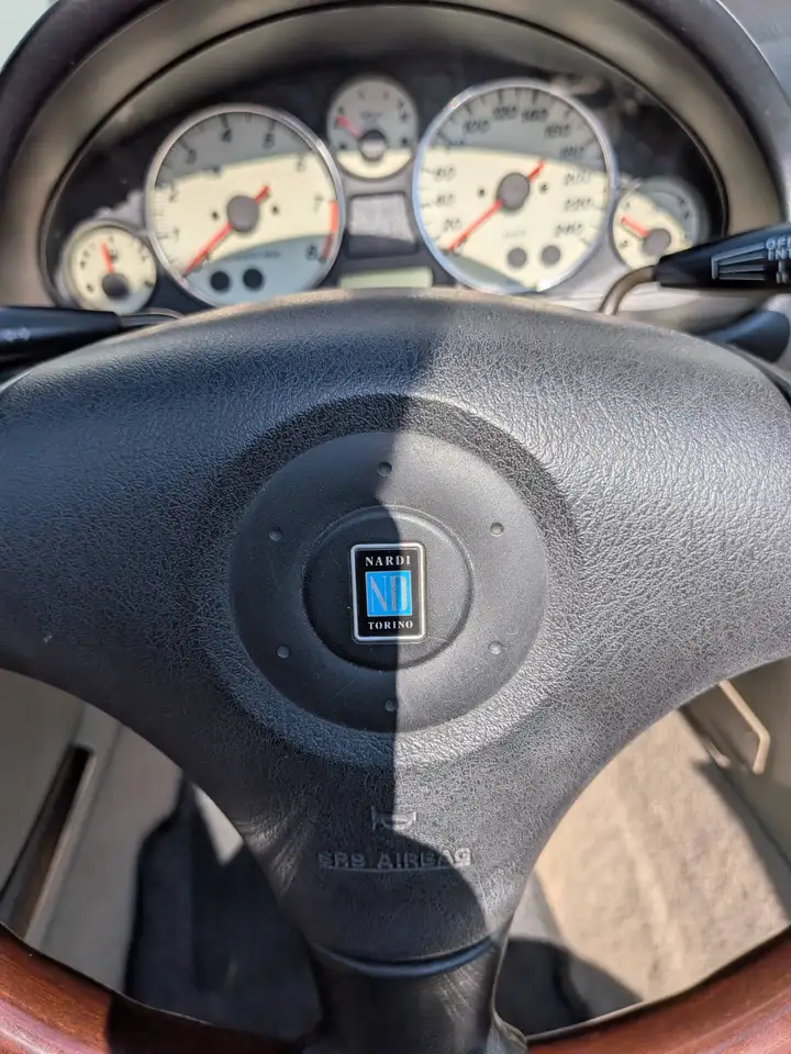 Mazda MX-5 1.6i 16V "Miracle" - seltenes Sondermodell - Liebhaberfahrzeug -, foto 9