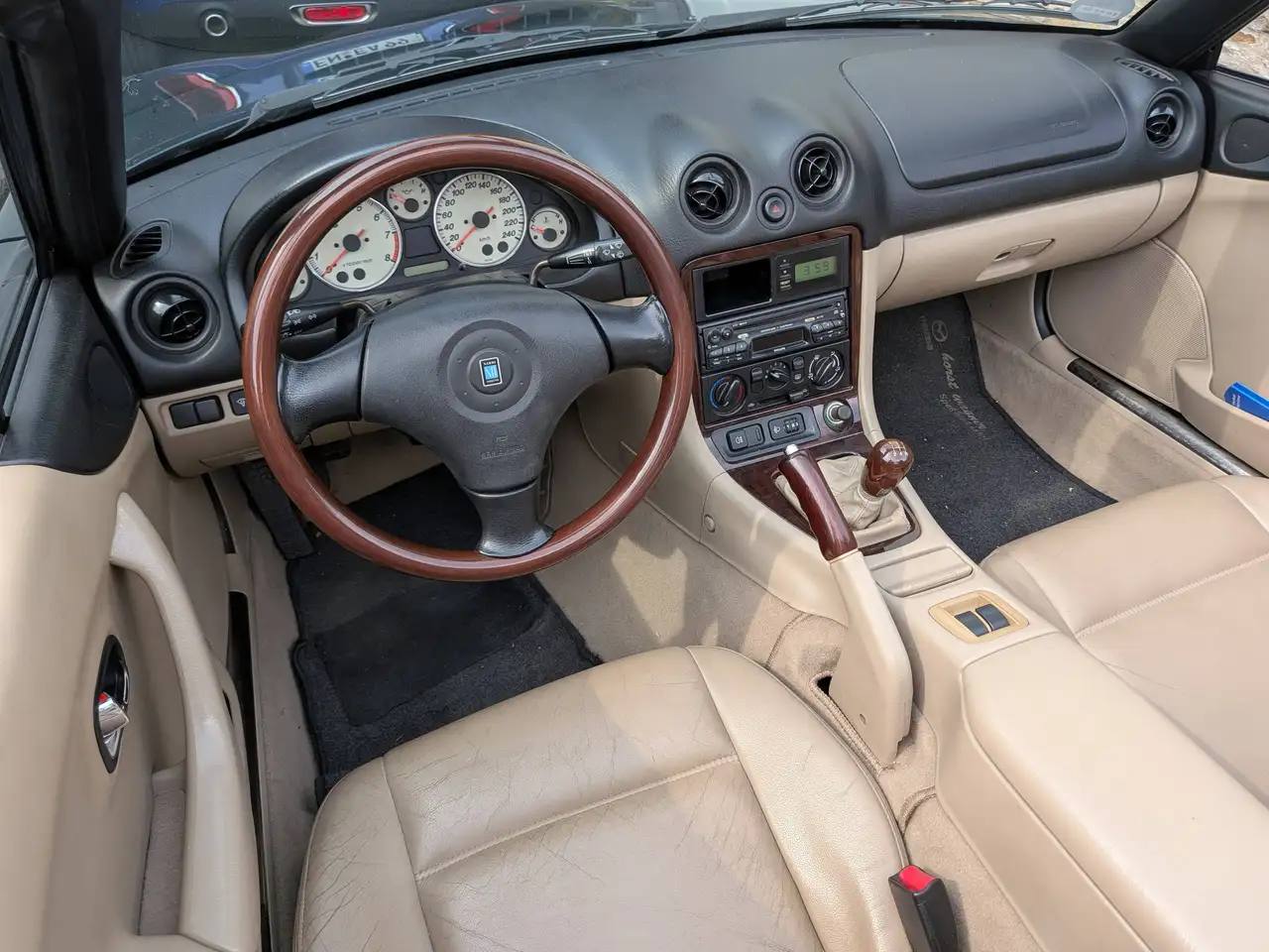 Mazda MX-5 1.6i 16V "Miracle" - seltenes Sondermodell - Liebhaberfahrzeug -, foto 7