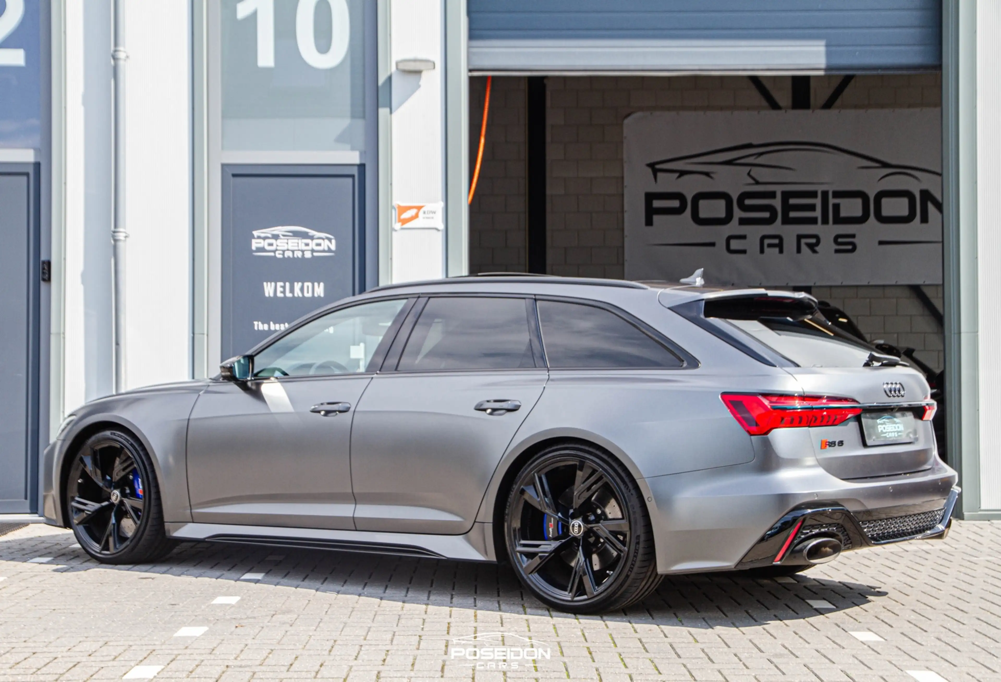 Audi RS6 Avant 4.0 TFSI Quattro MATT | KERAMISCH | PANO | C — photo 6
