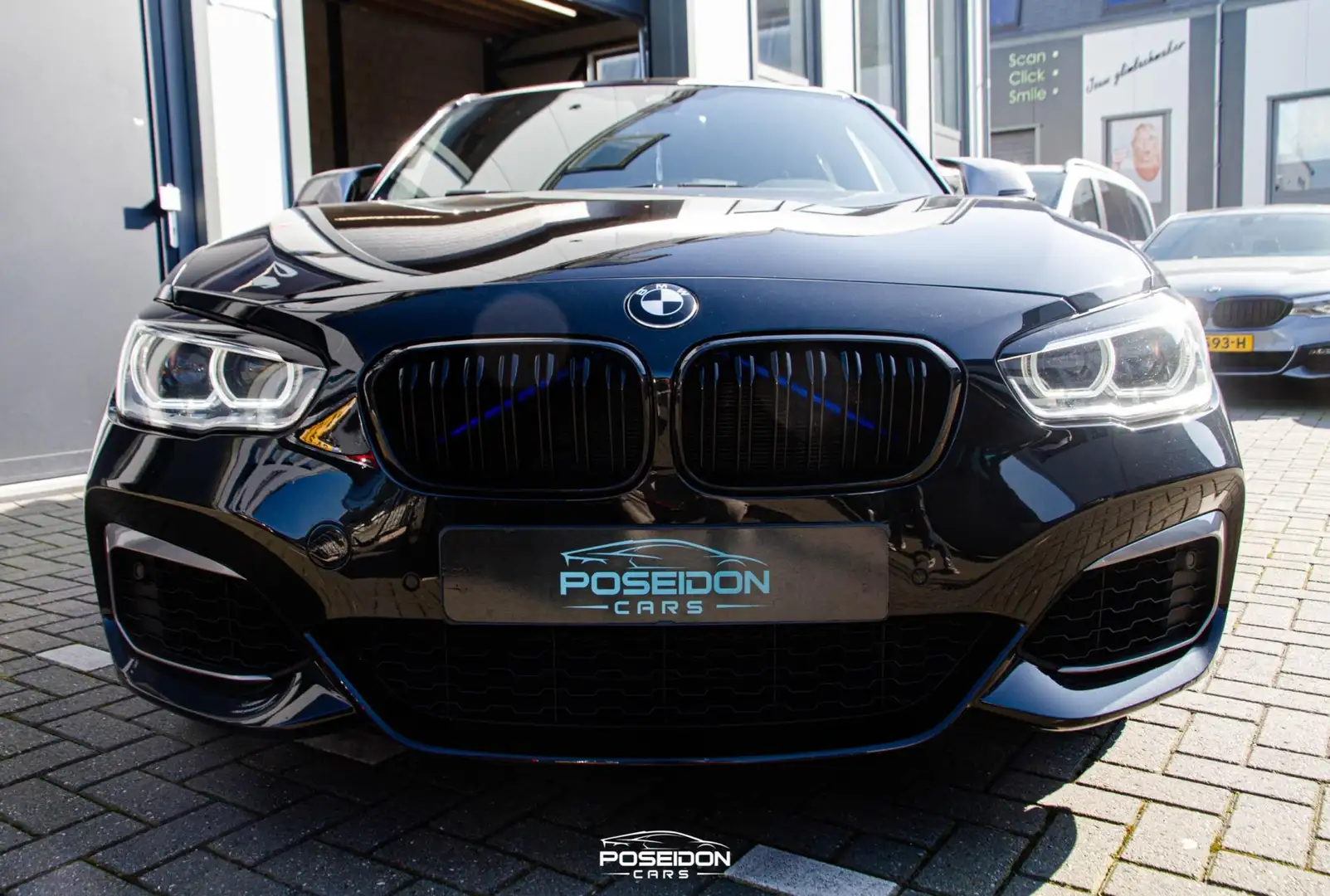 BMW 140 1-serie M140i High Executive SCHUIFDAK | ALCANTARA Zwart - 2