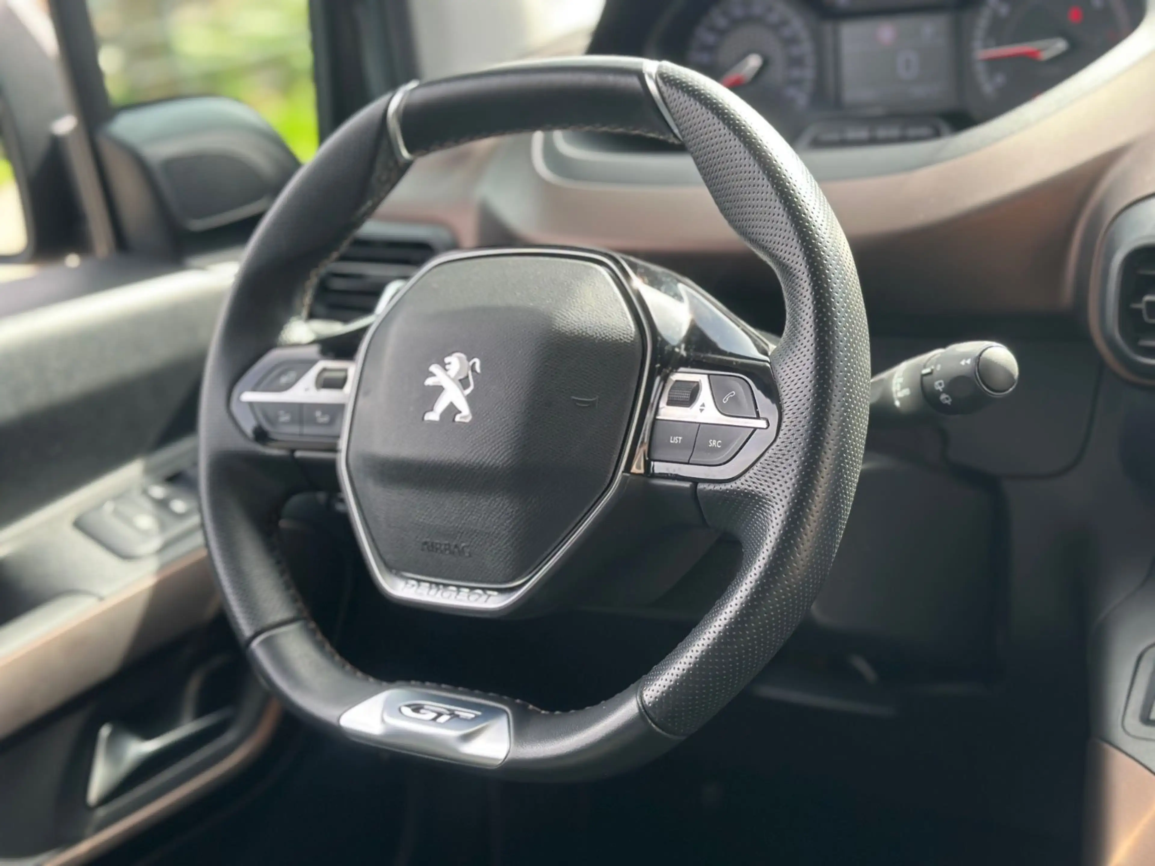 Peugeot Rifter Allure L2 GT Line Aut. *AHK*LED*1.Hand* — photo 6