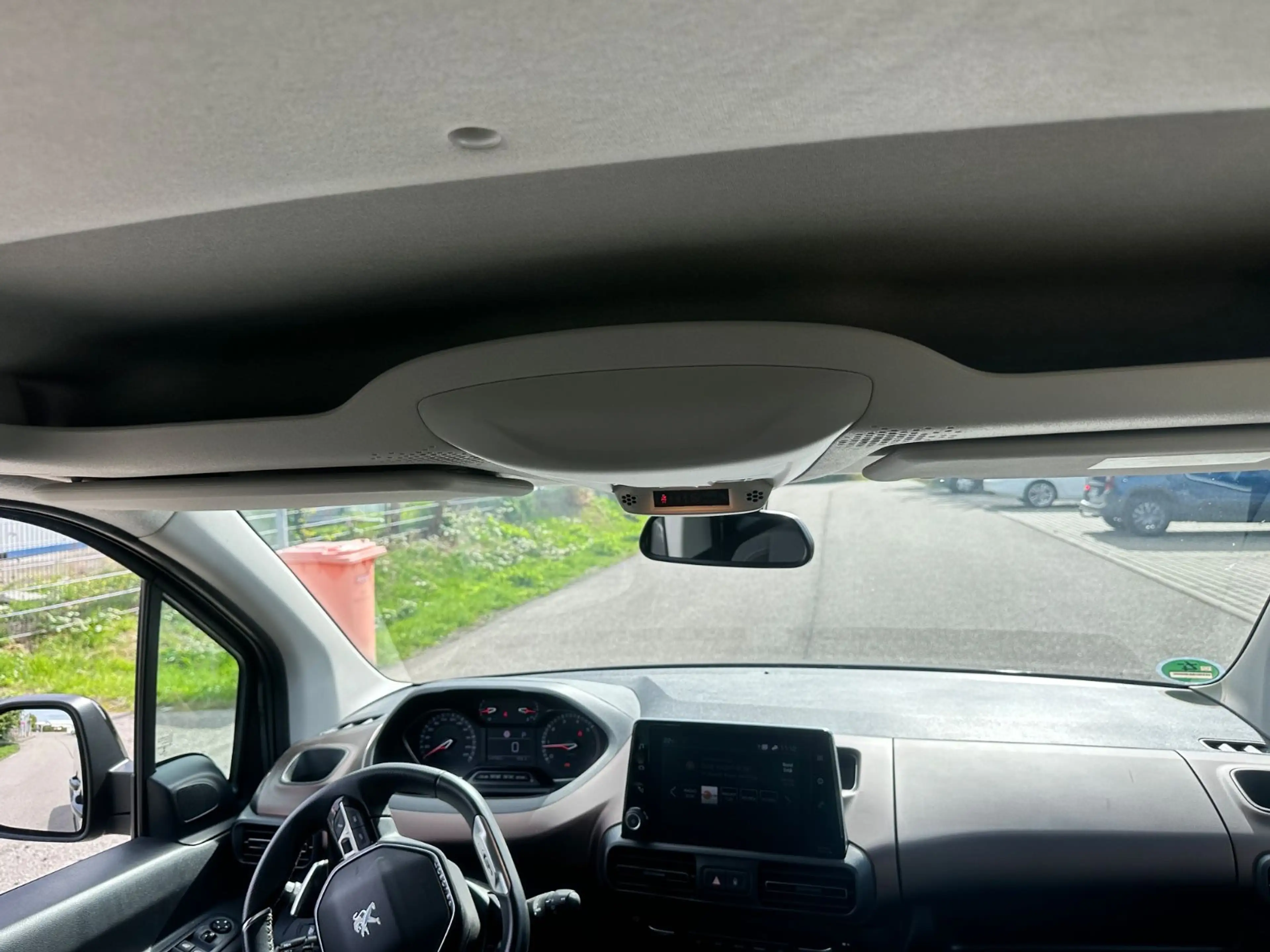 Peugeot Rifter Allure L2 GT Line Aut. *AHK*LED*1.Hand* — photo 12