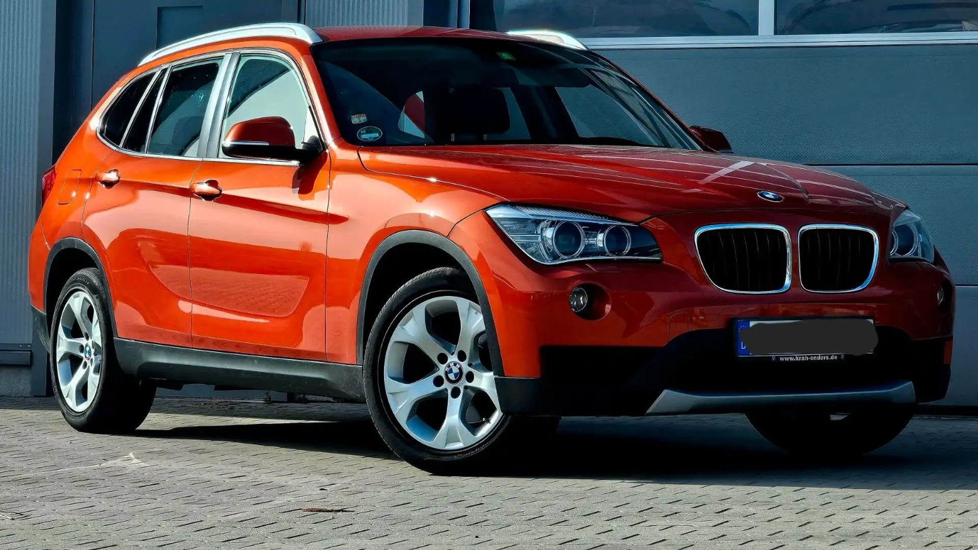 BMW X1 xDrive 20d Klima Shzg PDC MFL Xenon Orange - 1