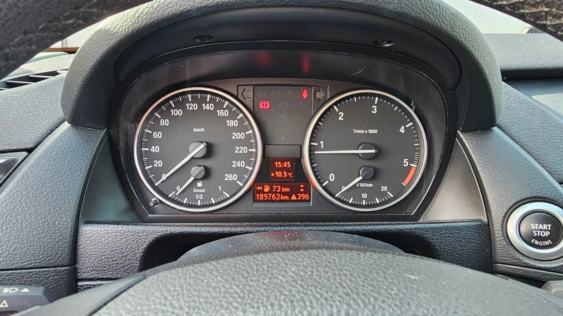 BMW X1 xDrive 20d Klima Shzg PDC MFL Xenon Naranja - 2