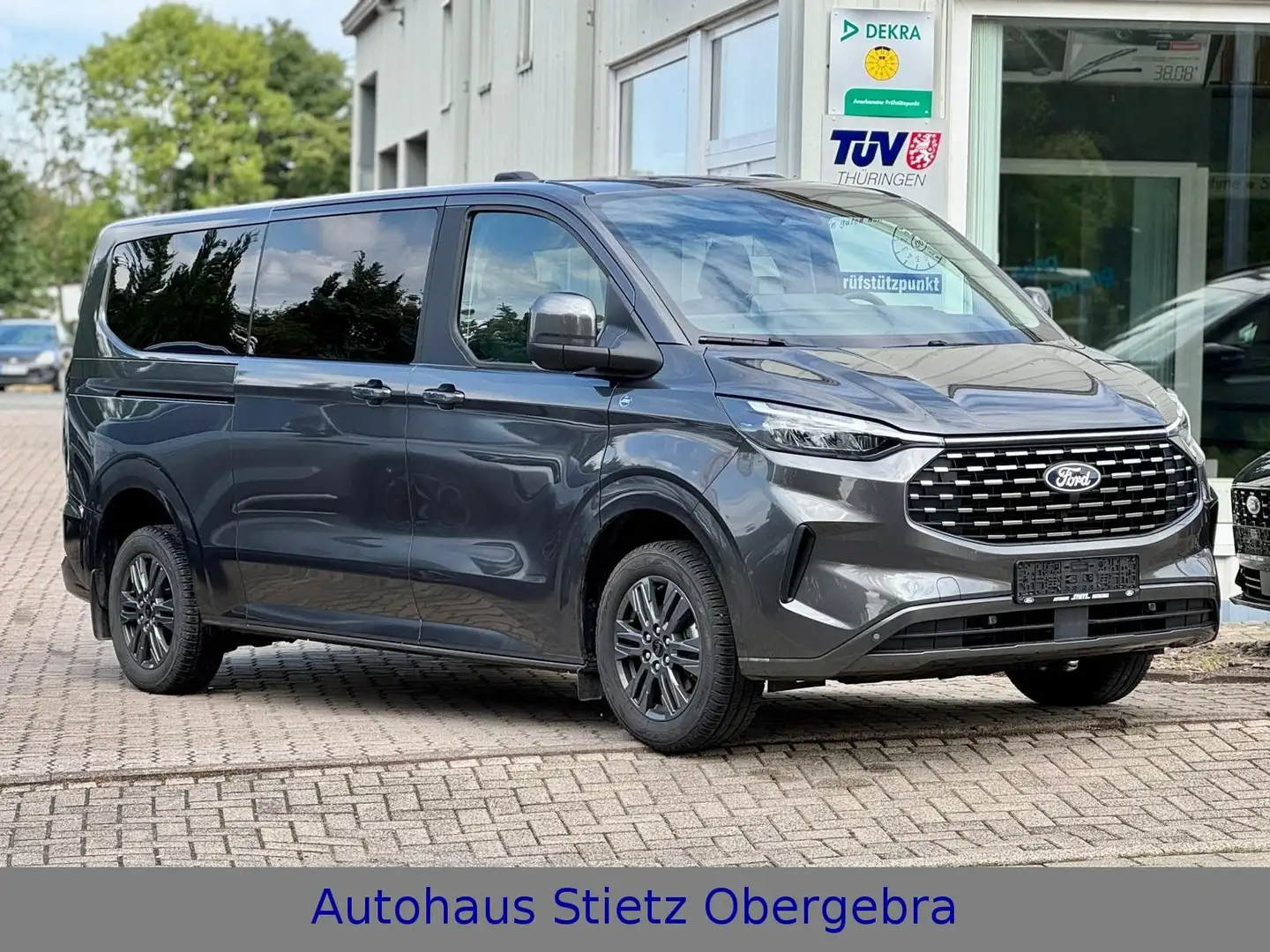 Ford Tourneo Custom 320 L2 LED,Kamera,8Sitzer Grau - 2