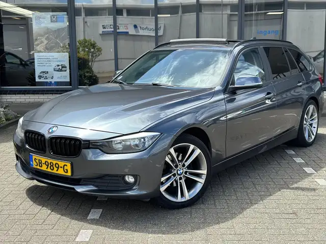BMW 316 3-serie Touring 316i Executive / Panoramadak