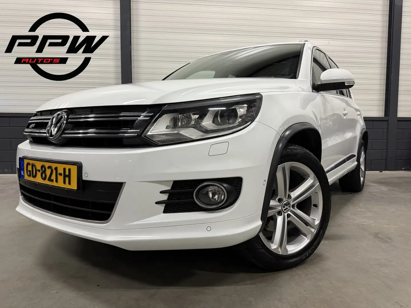 Volkswagen Tiguan 2.0 TDI 4Motion Aut. 2x R-Line LED-XENON/NAVI/18"/ Білий - 1