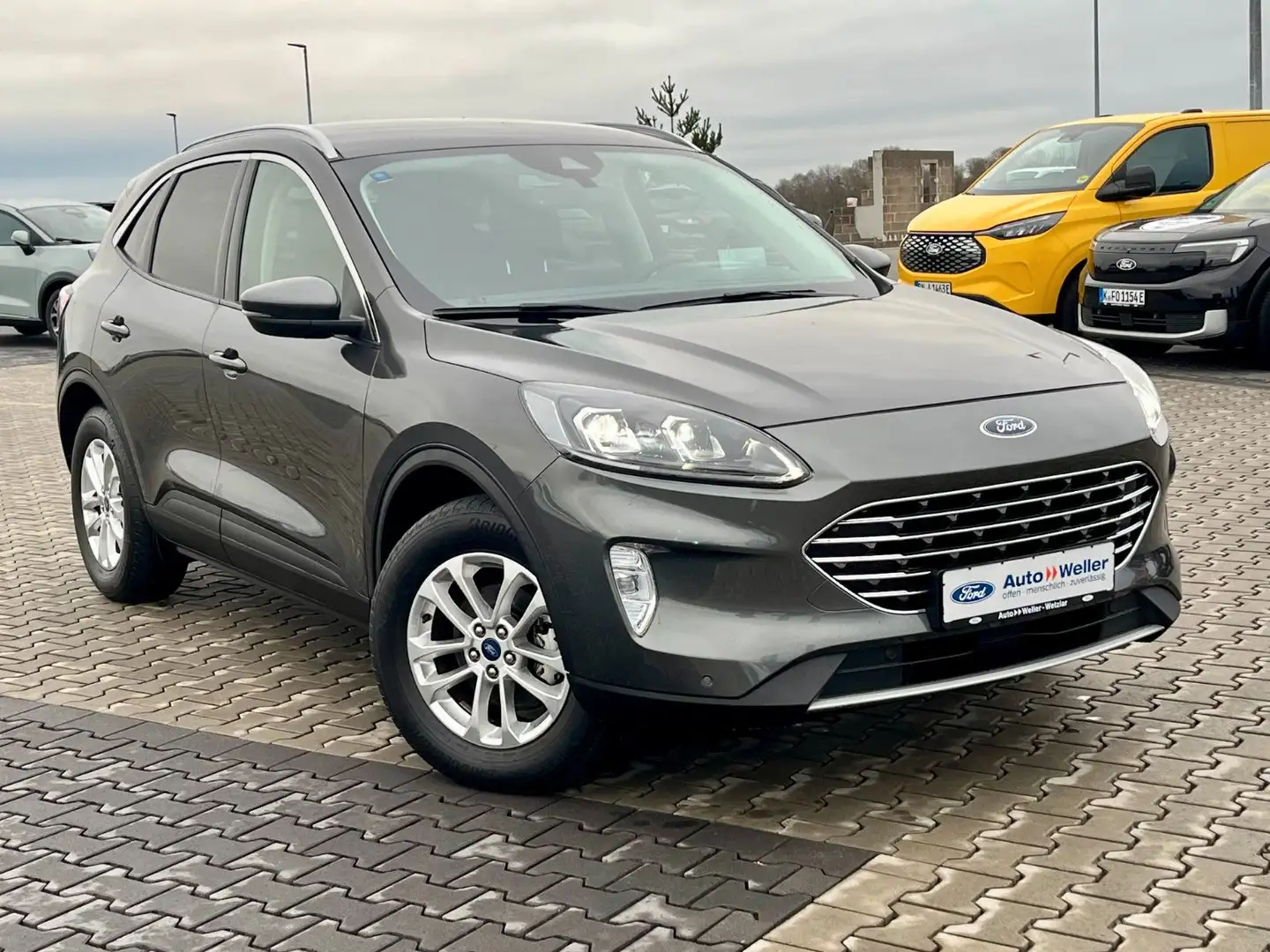 Ford Kuga Plug-In Hybrid Titanium X Head-UP 1.Hand! Grau - 2